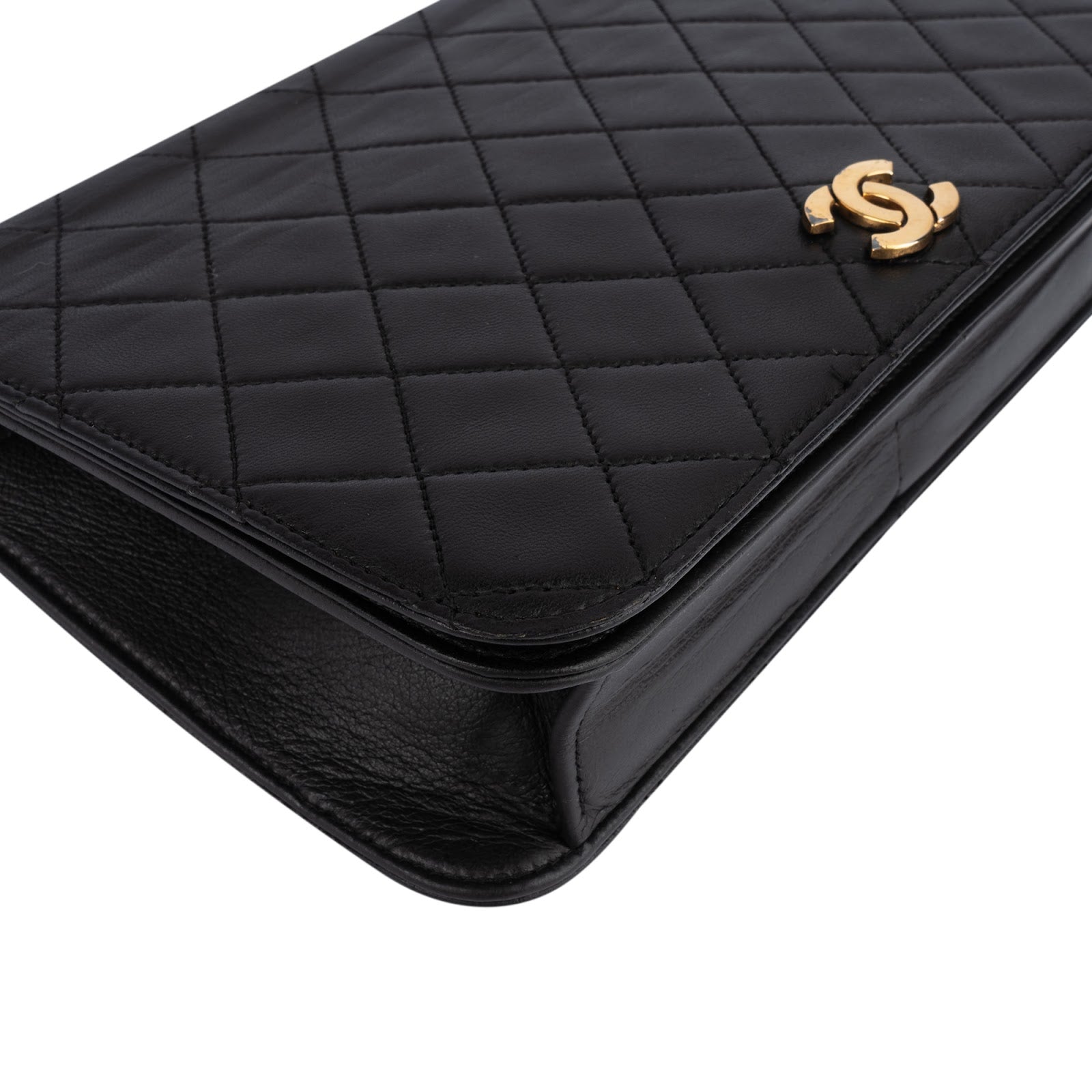 [🔄️B21 / F05] Chanel Quilted Lambskin Medium Single Flap Crossbody Bag - vintageandkickz