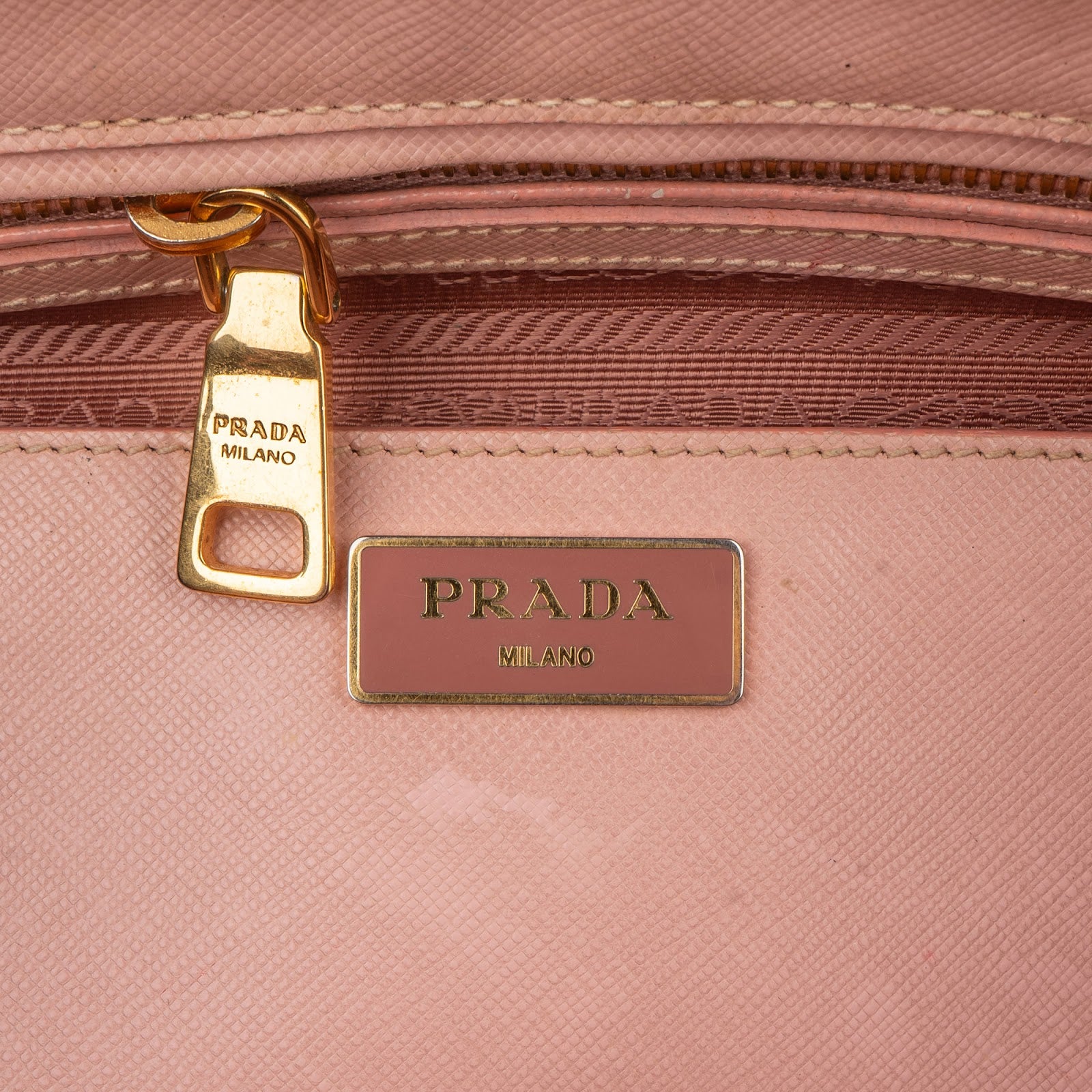 Prada Pink Saffiano Leather Galleria Handbag - vintageandkickz