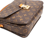 Louis Vuitton Monogram Canvas Métis Handbag