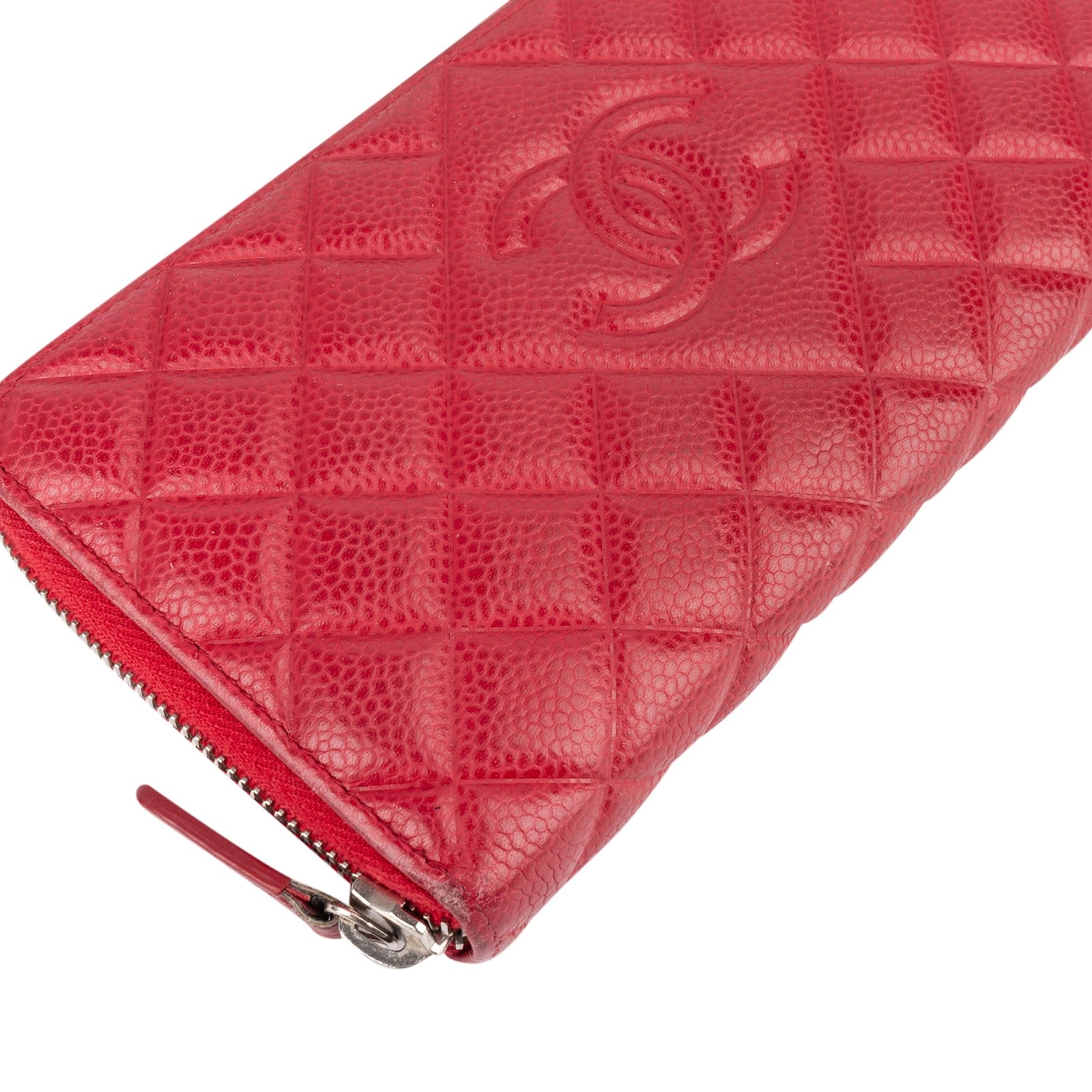 [🔄️B11 / F34] Chanel Caviar Leather Quilted Zip Around Wallet - vintageandkickz
