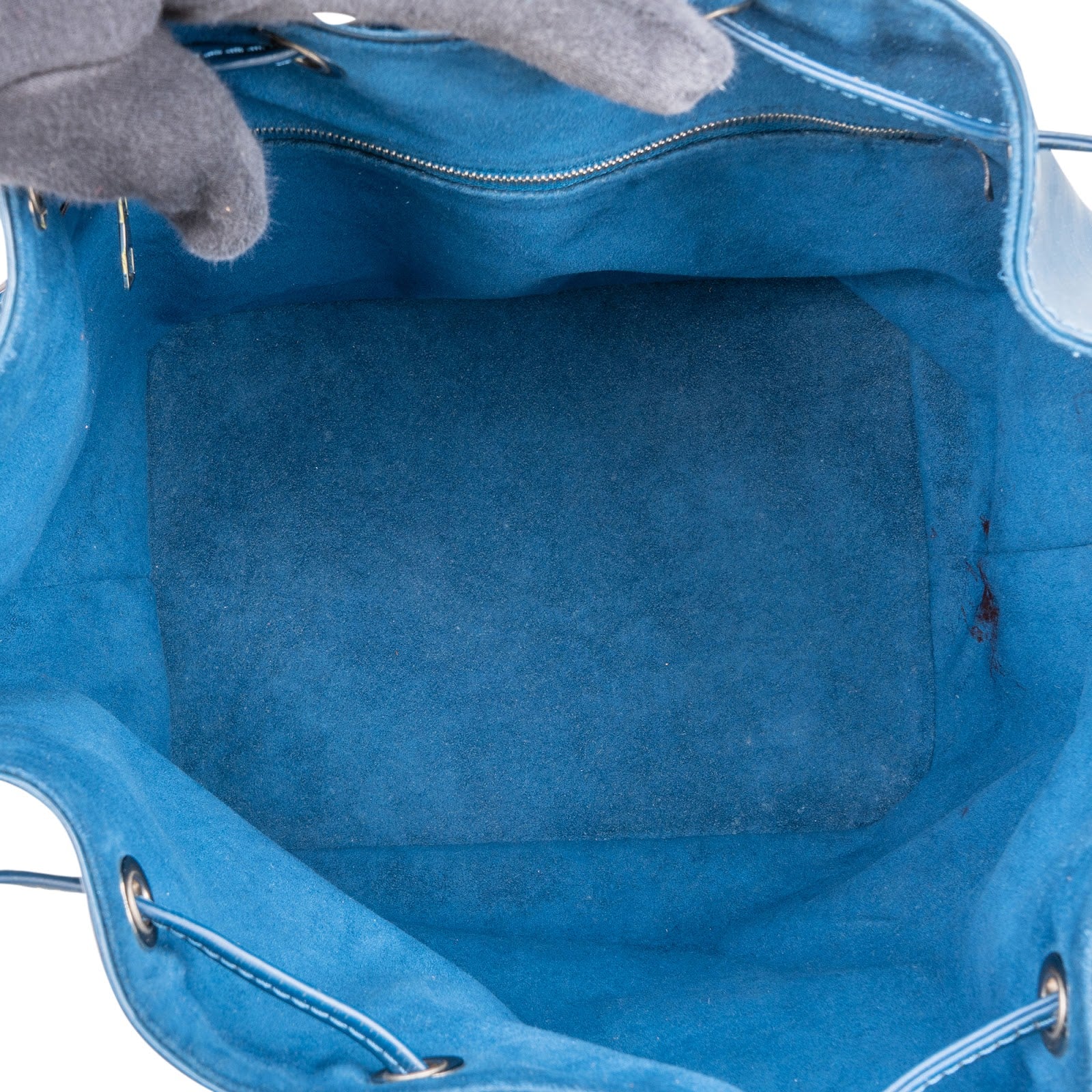 Louis Vuitton Bleu Epi Leather NM Sac Noé Petit Shoulder Bag - vintageandkickz