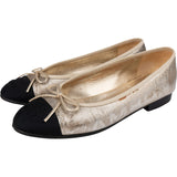 Chanel Metallic Leather Cap-Toe Bow Ballerina Flats (35,5)