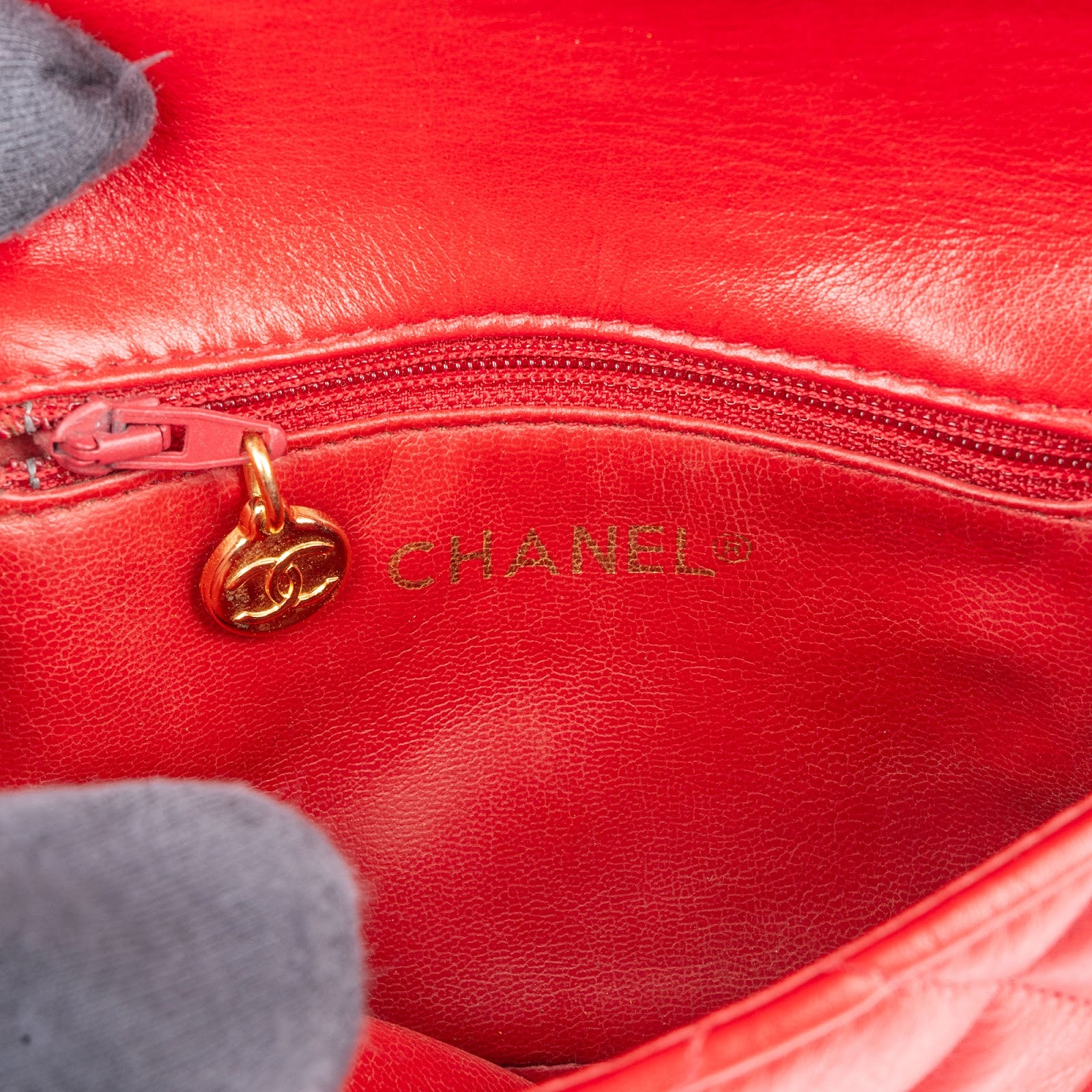 Chanel Quilted Lambskin CC Belt Crossbody Bag xx maße - vintageandkickz