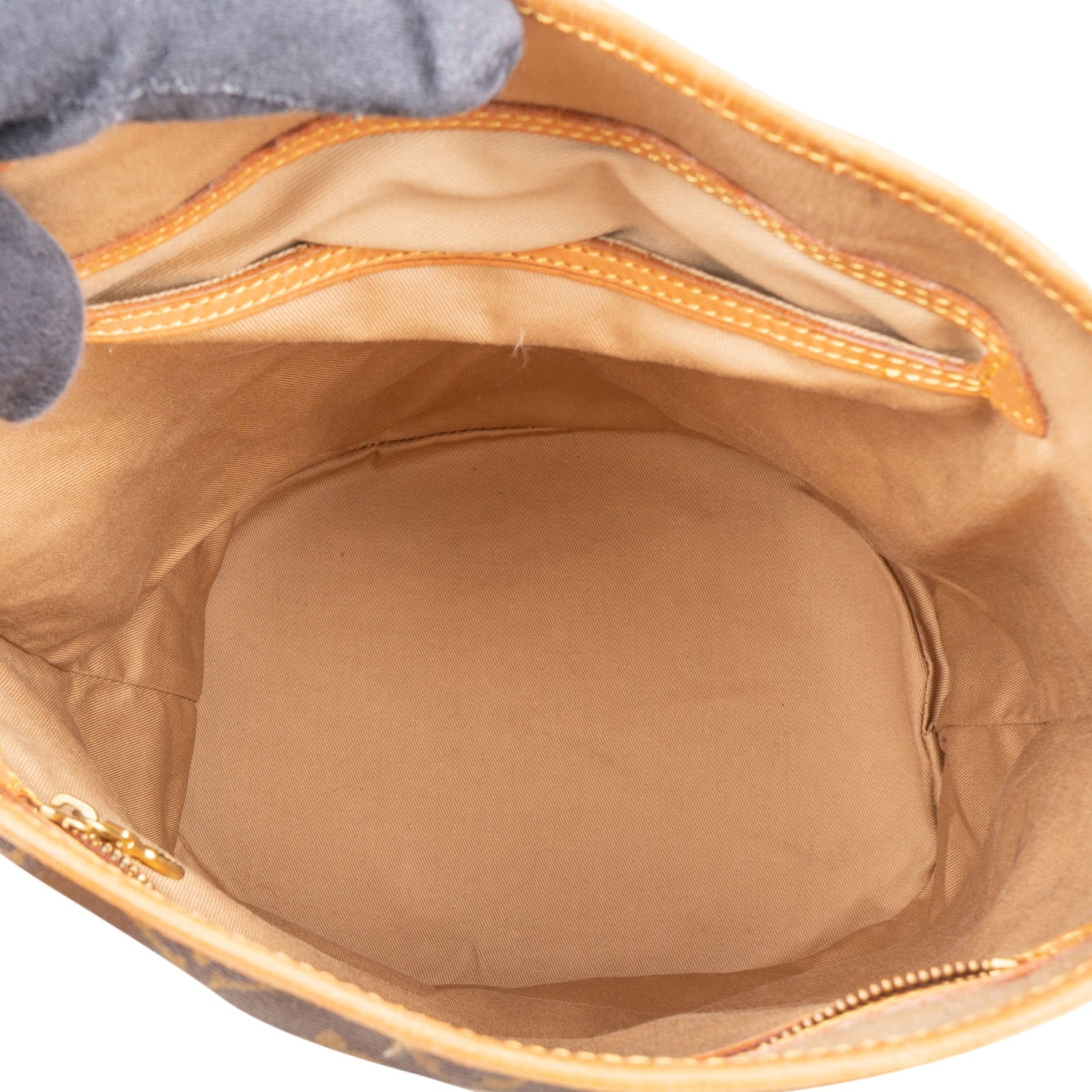 Louis Vuitton Monogram Canvas Bucket GM Shoulder Bag - vintageandkickz