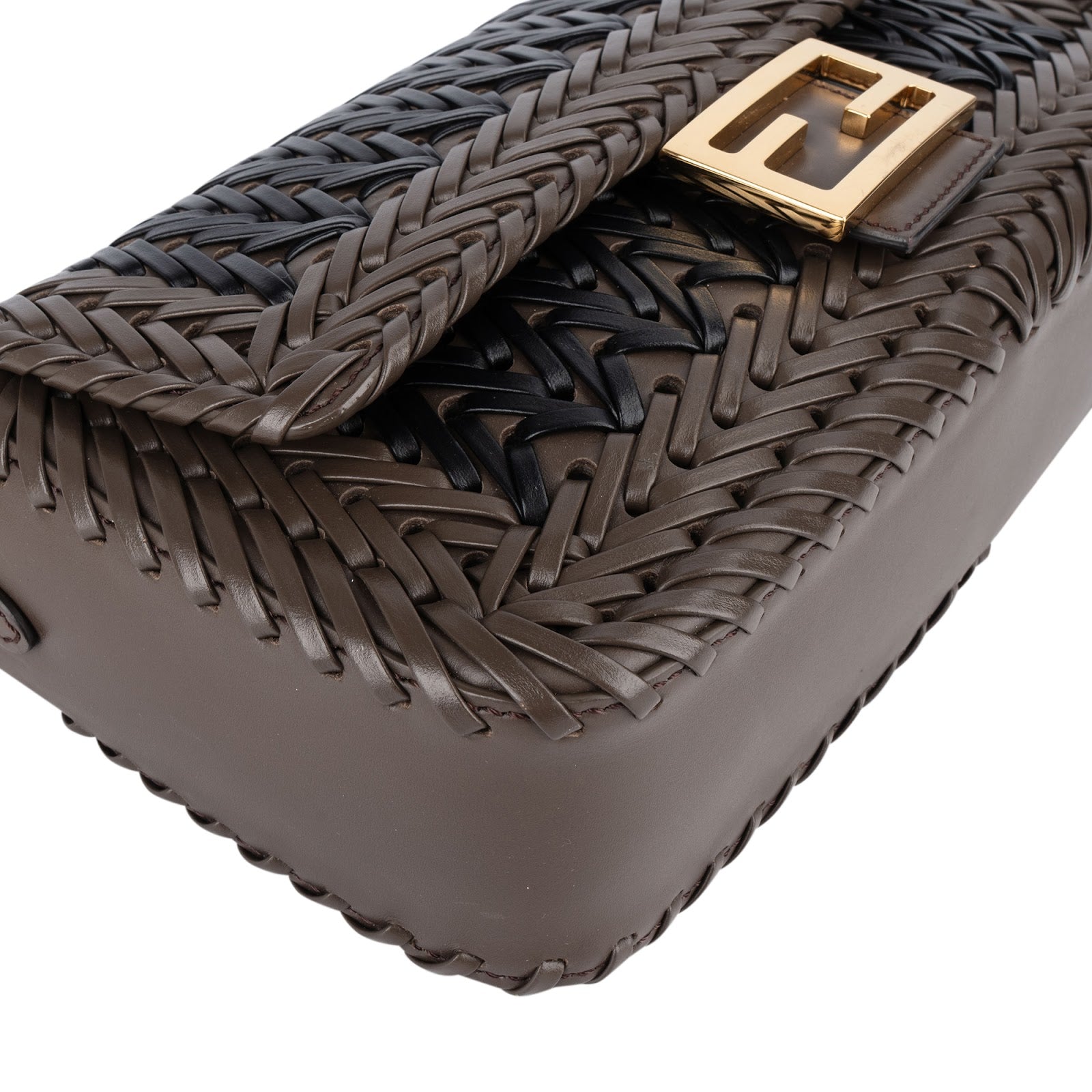 Fendi Woven Leather Baguette Crossbody Bag - vintageandkickz