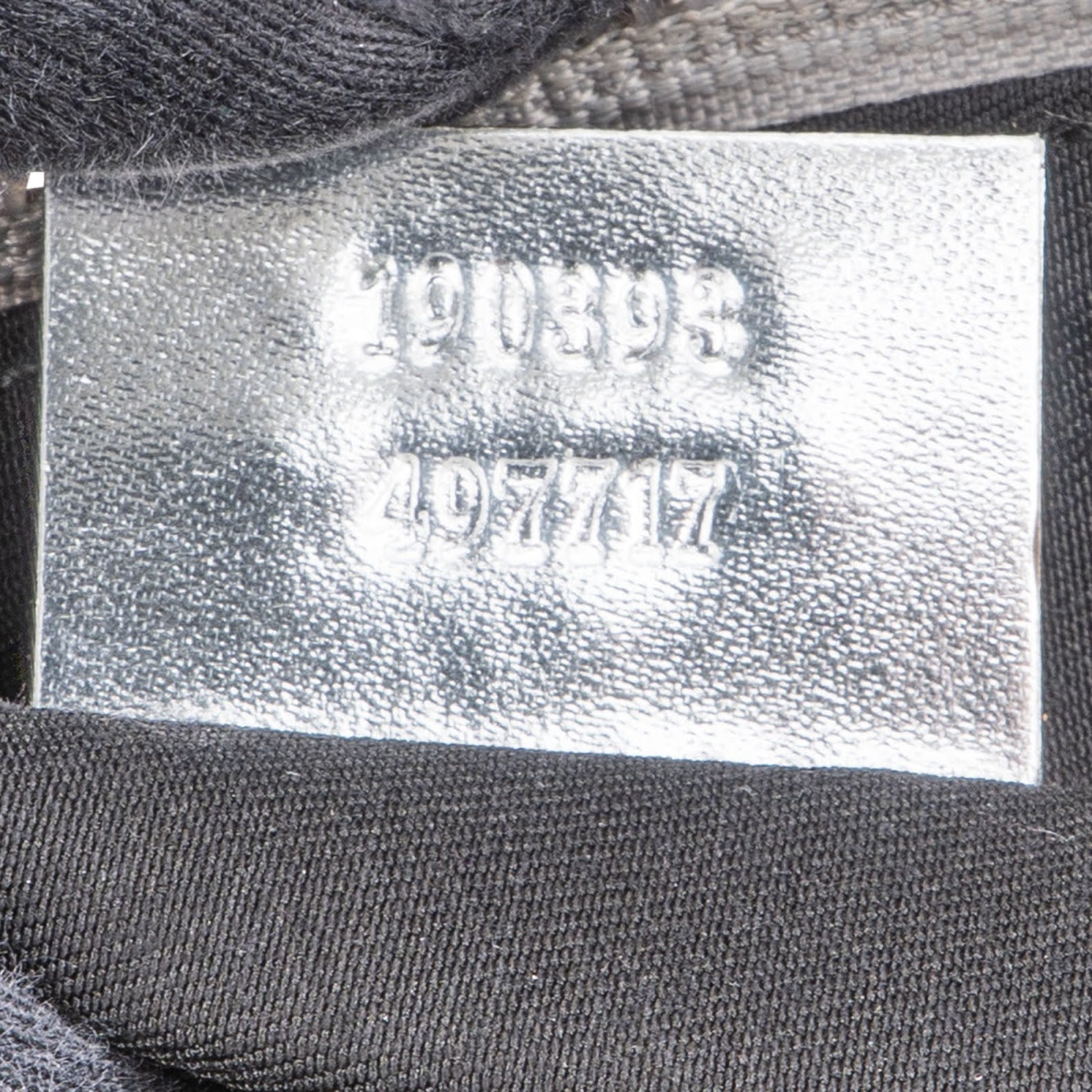 Gucci Silver Monogram GG Pochette Handbag - vintageandkickz