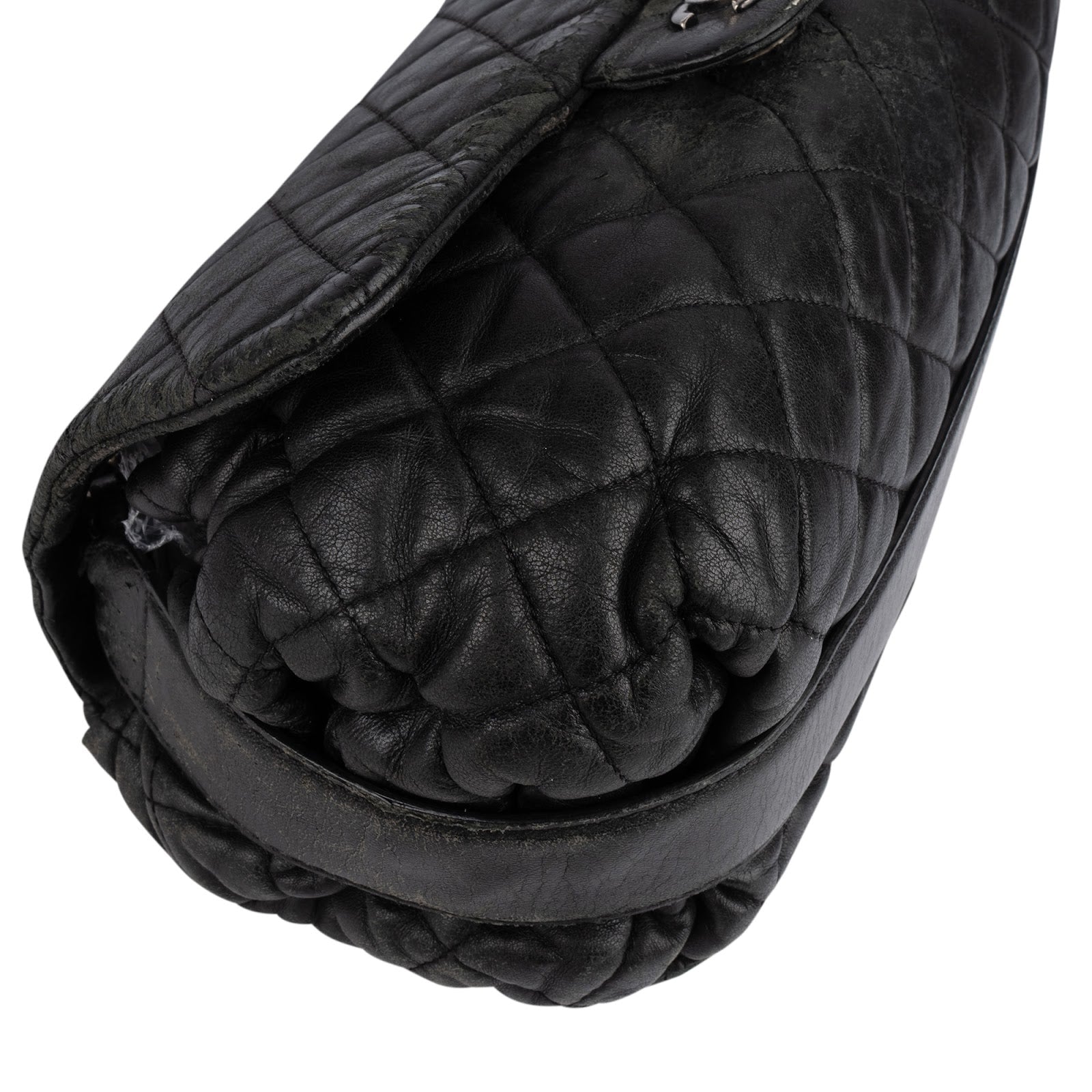 Chanel Quilted Lambskin Single Flap Crossbody Bag - vintageandkickz