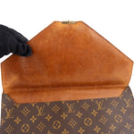 Louis Vuitton Monogram Canvas Plat Porte Documents Laptop Clutch - vintageandkickz