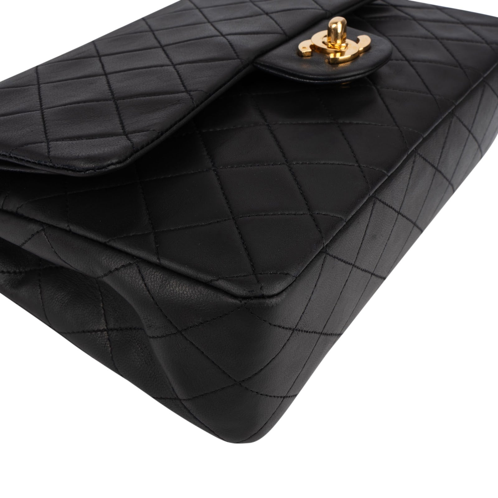 [🔄️B08 / F44] Chanel Quilted Lambskin Medium Double Flap Shoulder Bag - vintageandkickz