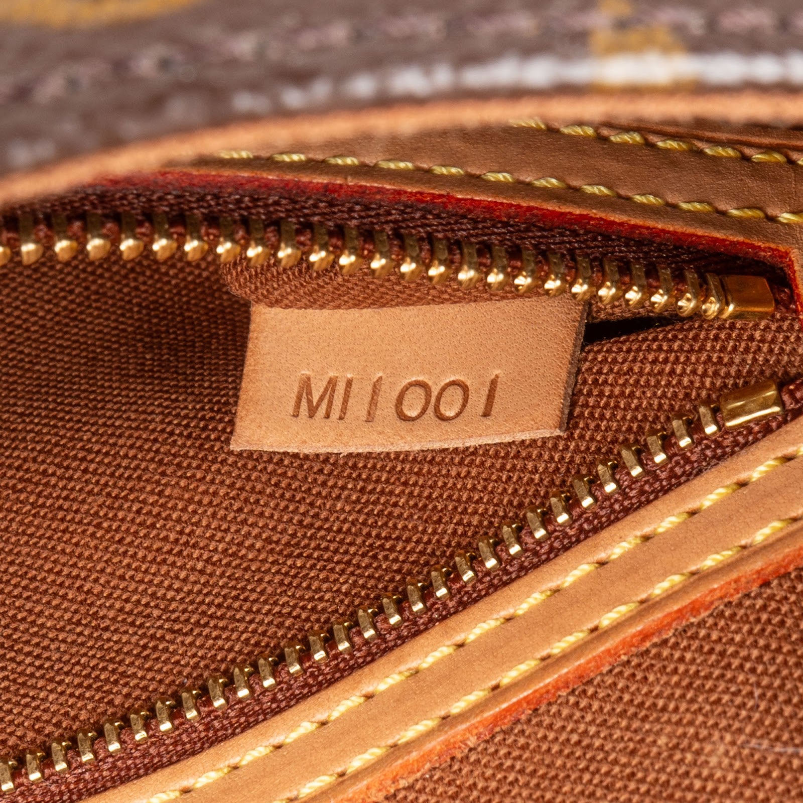 Louis Vuitton Monogram Canvas Looping PM Shoulder Bag - vintageandkickz