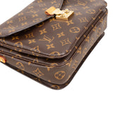 Louis Vuitton Monogram Canvas Pochette Métis Handbag
