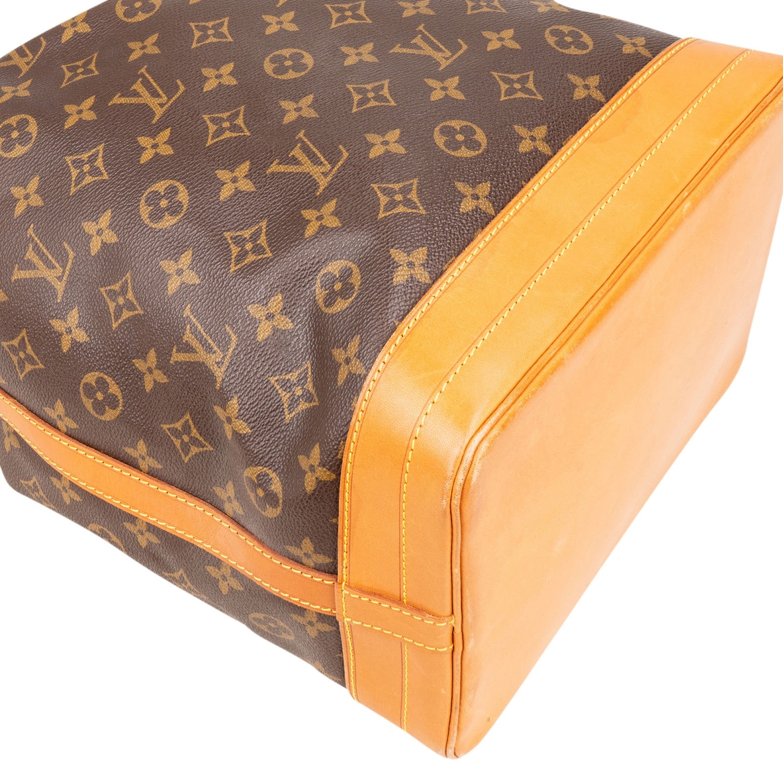 Louis Vuitton Monogram Canvas Sac Noé Grande Shoulder Bag - vintageandkickz