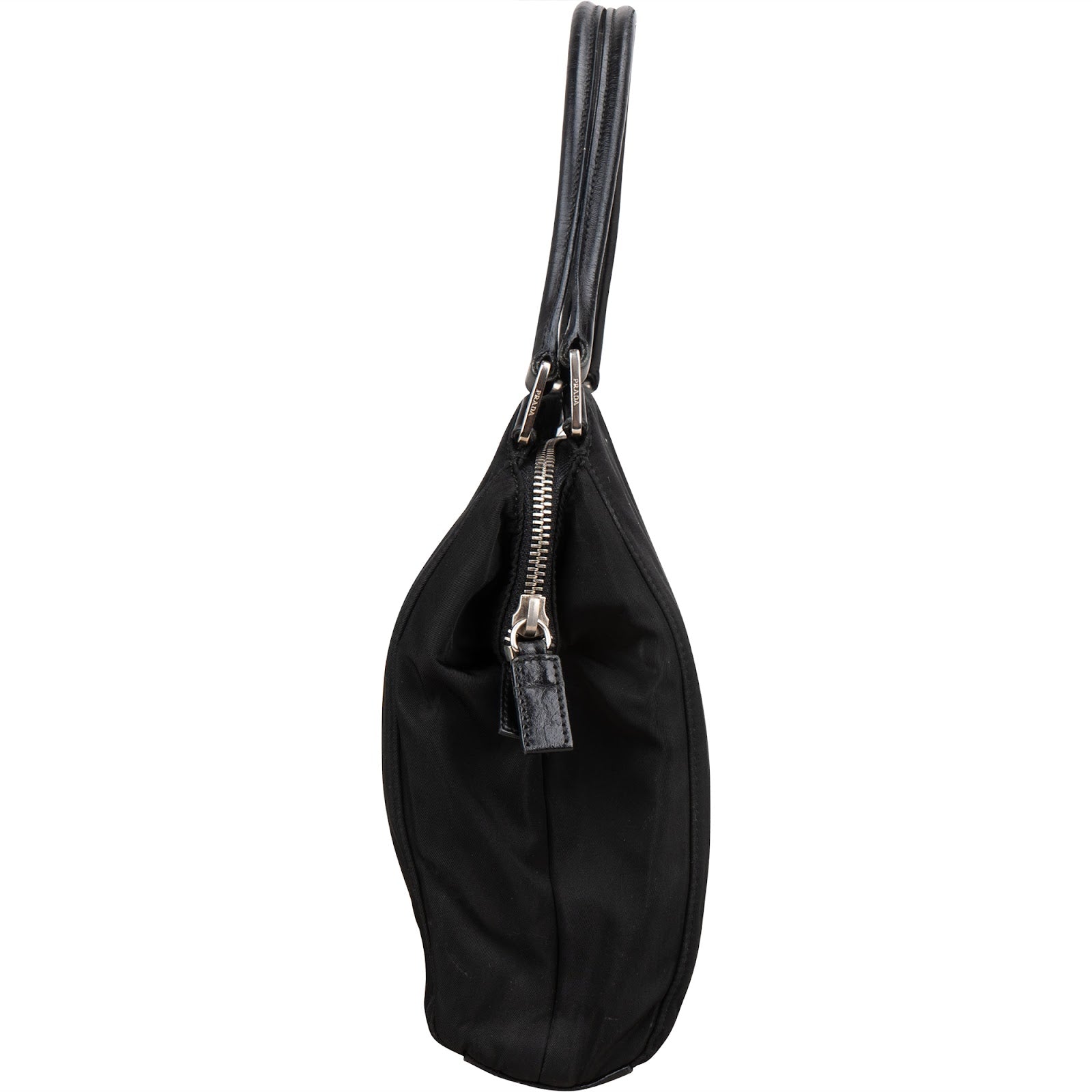 [🔄️B20 / F33] Prada Tessuto Nylon Shoulder Bag - vintageandkickz