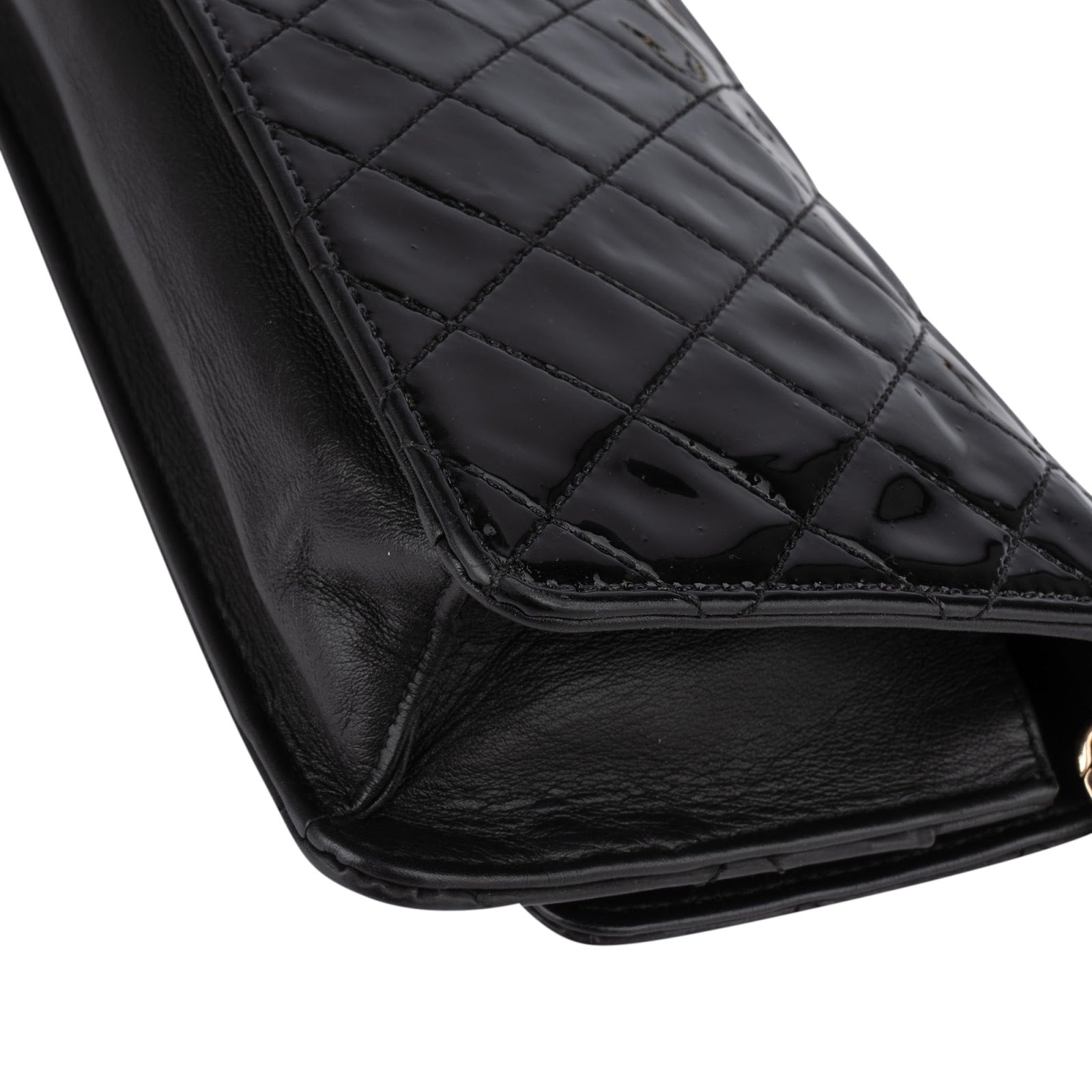 Chanel Quilted Patent Leather CC Crossbody Bag - vintageandkickz