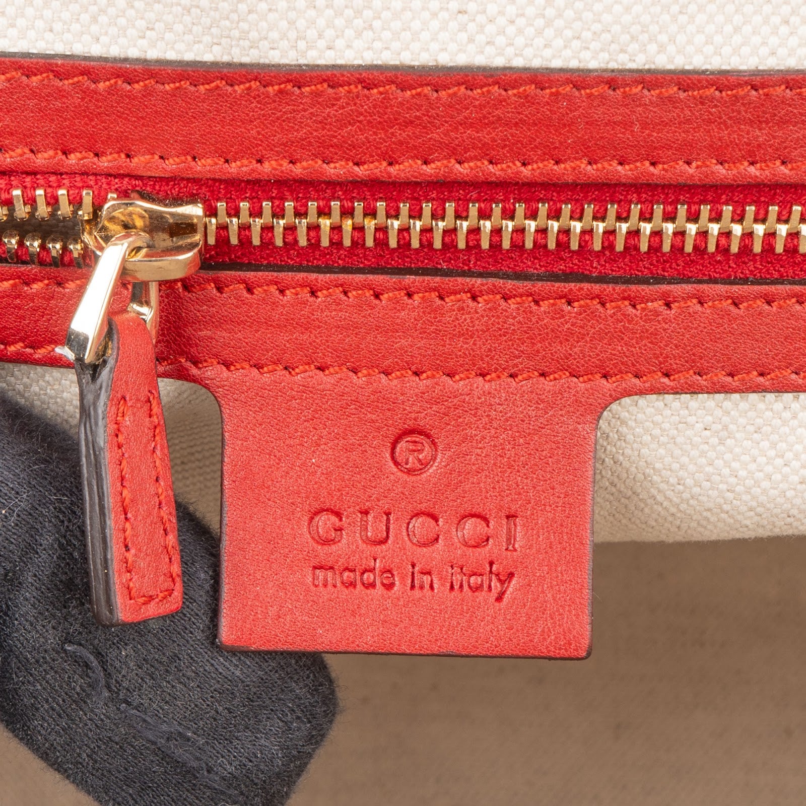 Gucci Red Microguccissima Patent Leather Dome Handbag - vintageandkickz