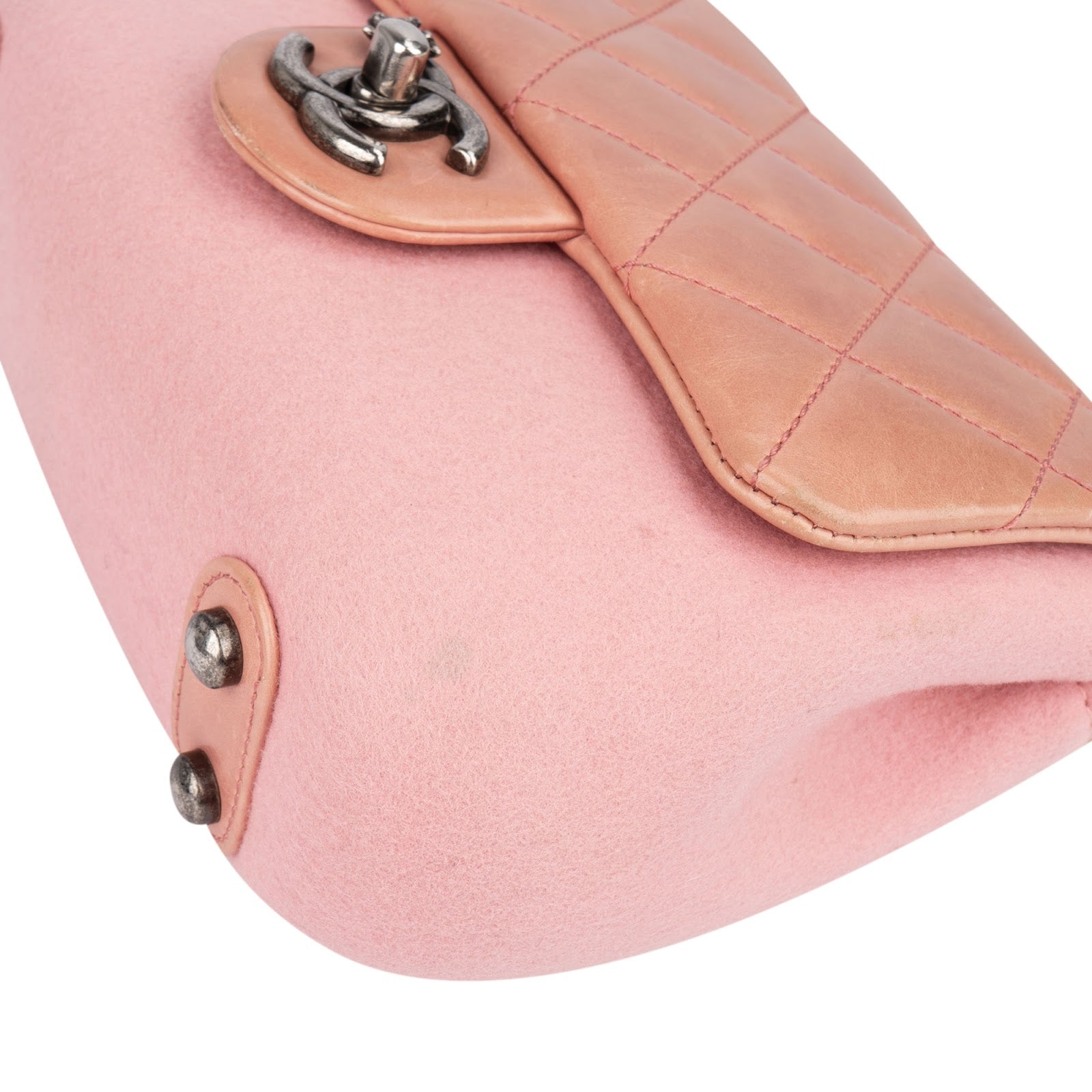 Chanel Quilted Lambskin Edelweiß Salzburg Single Flap Crossbody Bag - vintageandkickz