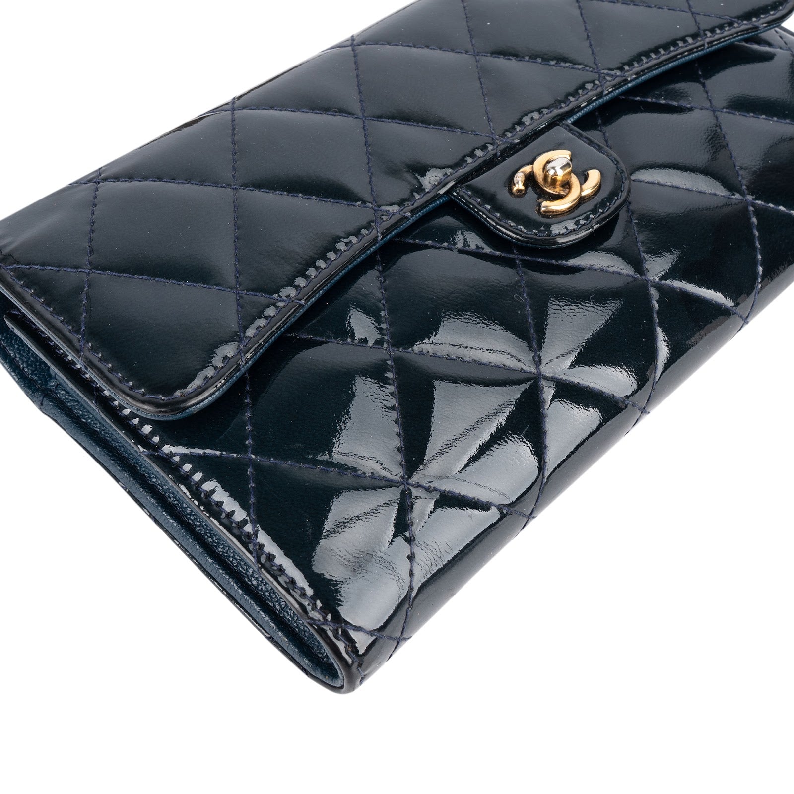 Chanel Quilted Patent Leather Single Flap Crossbody Bag - vintageandkickz