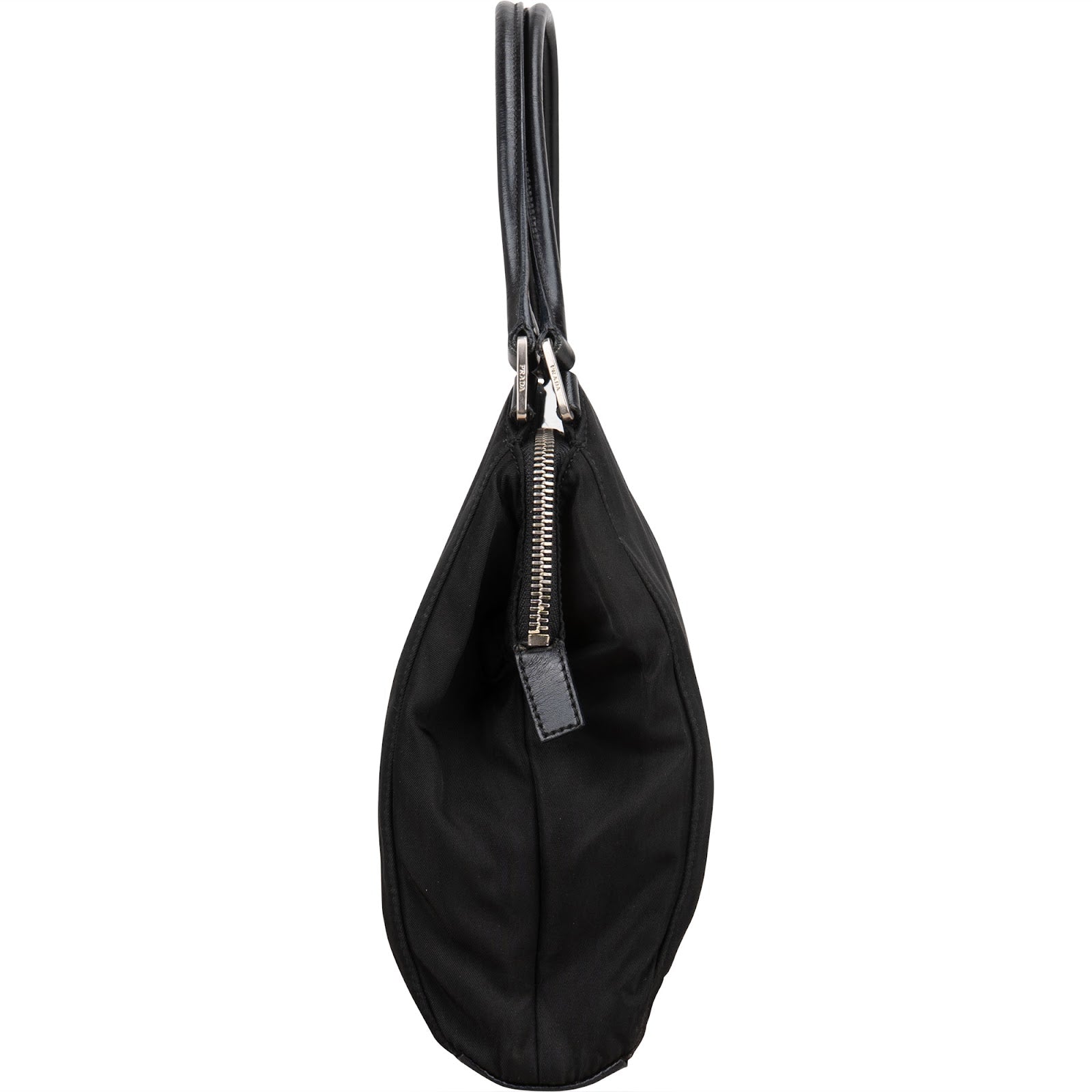 [🔄️B20 / F33] Prada Tessuto Nylon Shoulder Bag - vintageandkickz