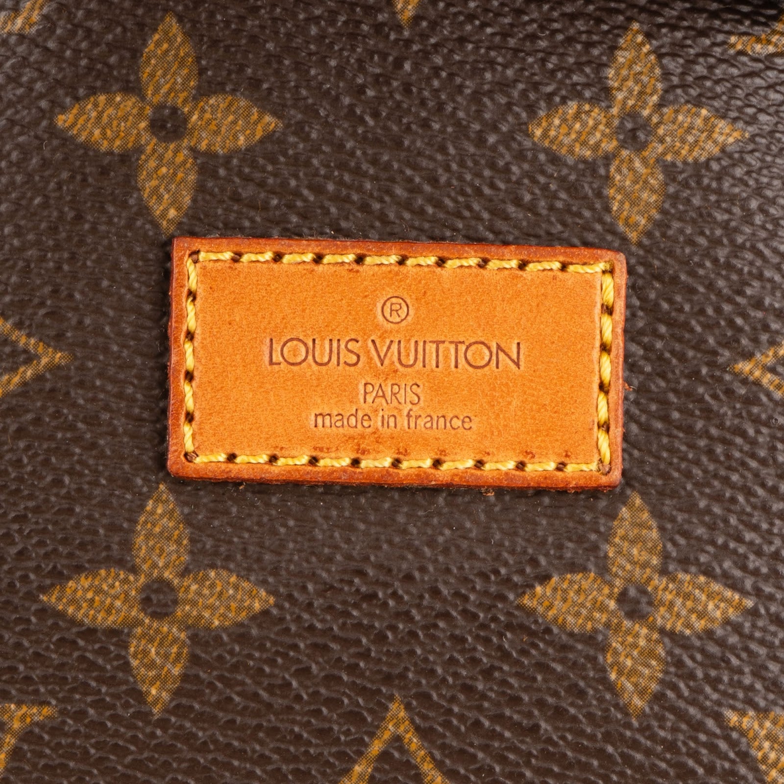 Louis Vuitton Monogram Canvas Samaur 30 Crossbody Bag - vintageandkickz
