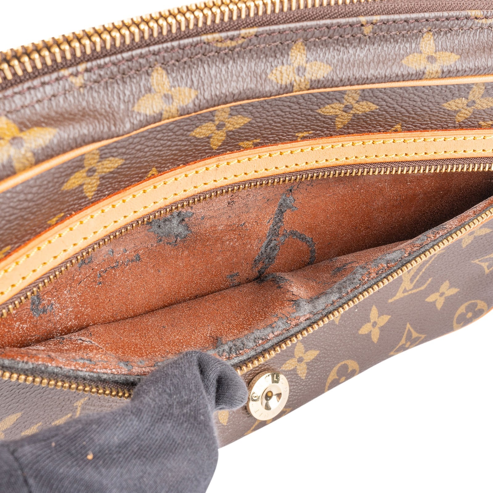 Louis Vuitton Monogram Canvas Saint Germain GM Clutch - vintageandkickz