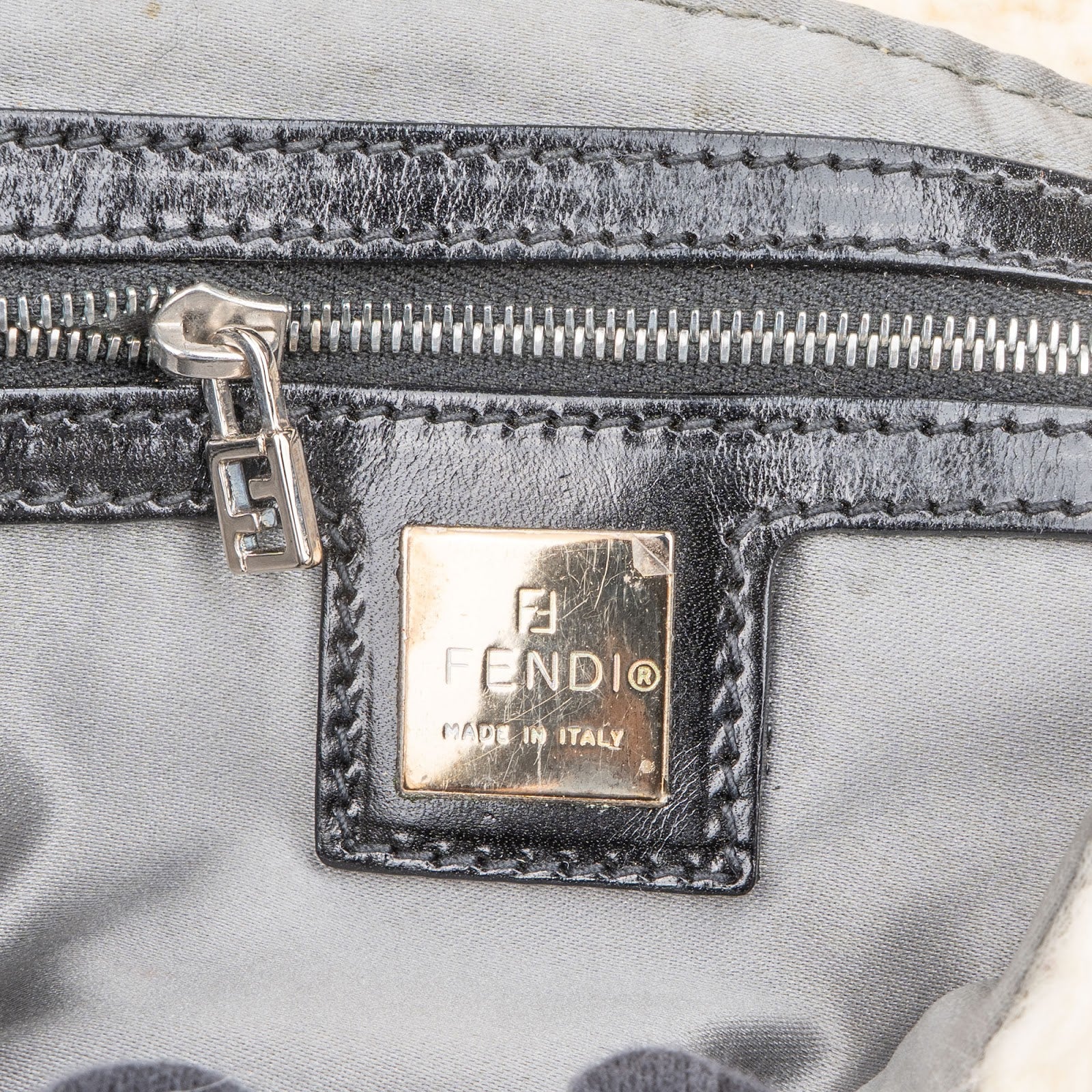 [🔄️B09 / F18] Fendi Multicolor Leather Wool Knit Baguette Shoulder Bag - vintageandkickz