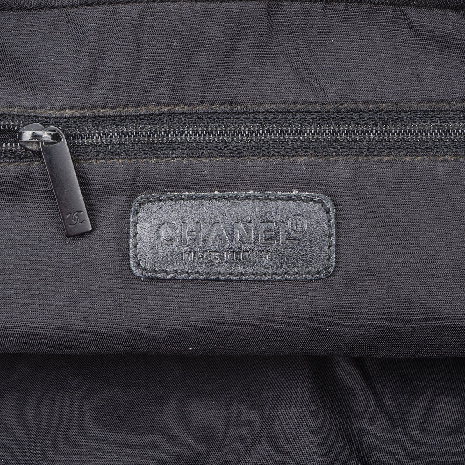 Chanel Monogram Travel Line Handbag - vintageandkickz