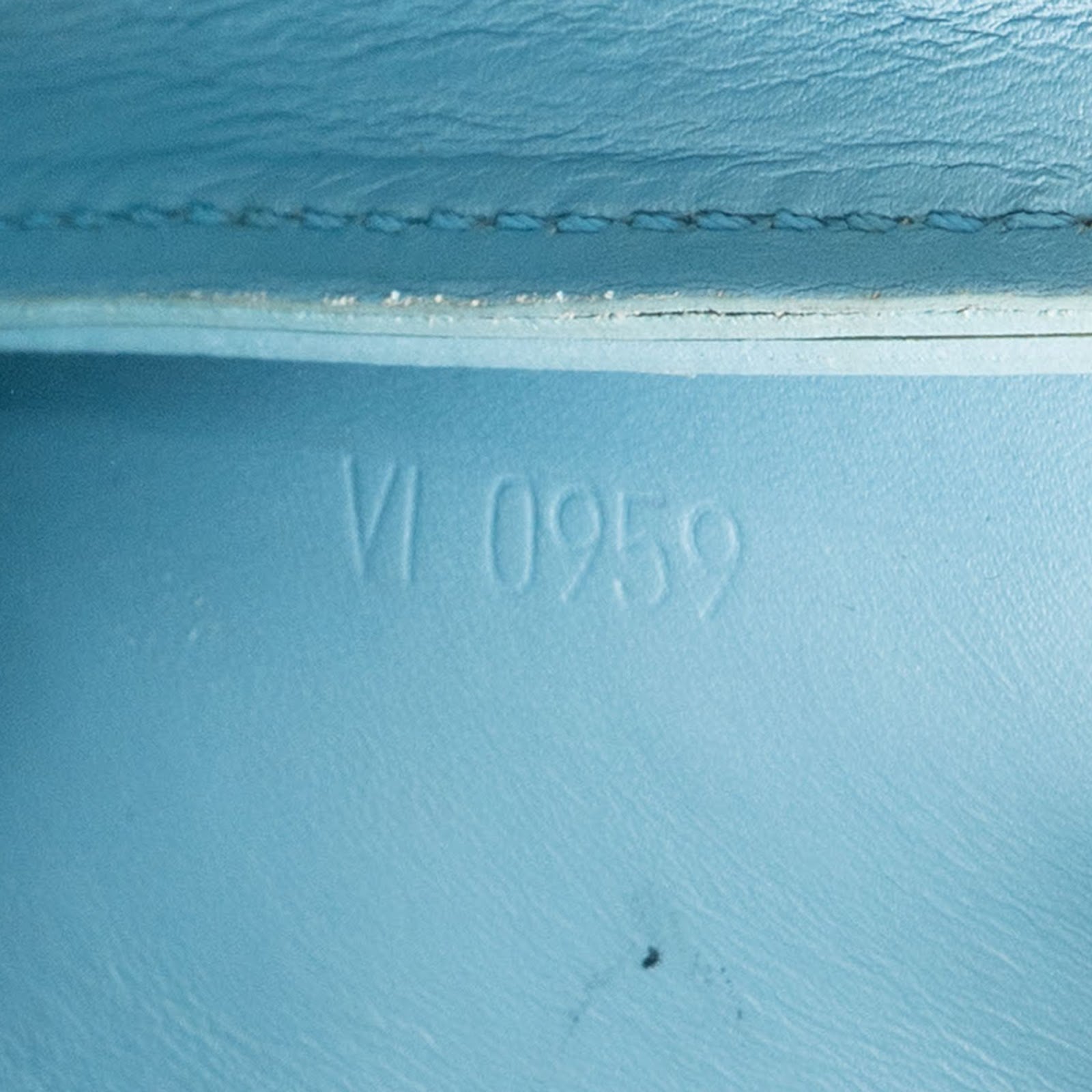 [🔄️B06 / F54] Louis Vuitton Monogram Vernis Pochette Accessoires Handbag - vintageandkickz