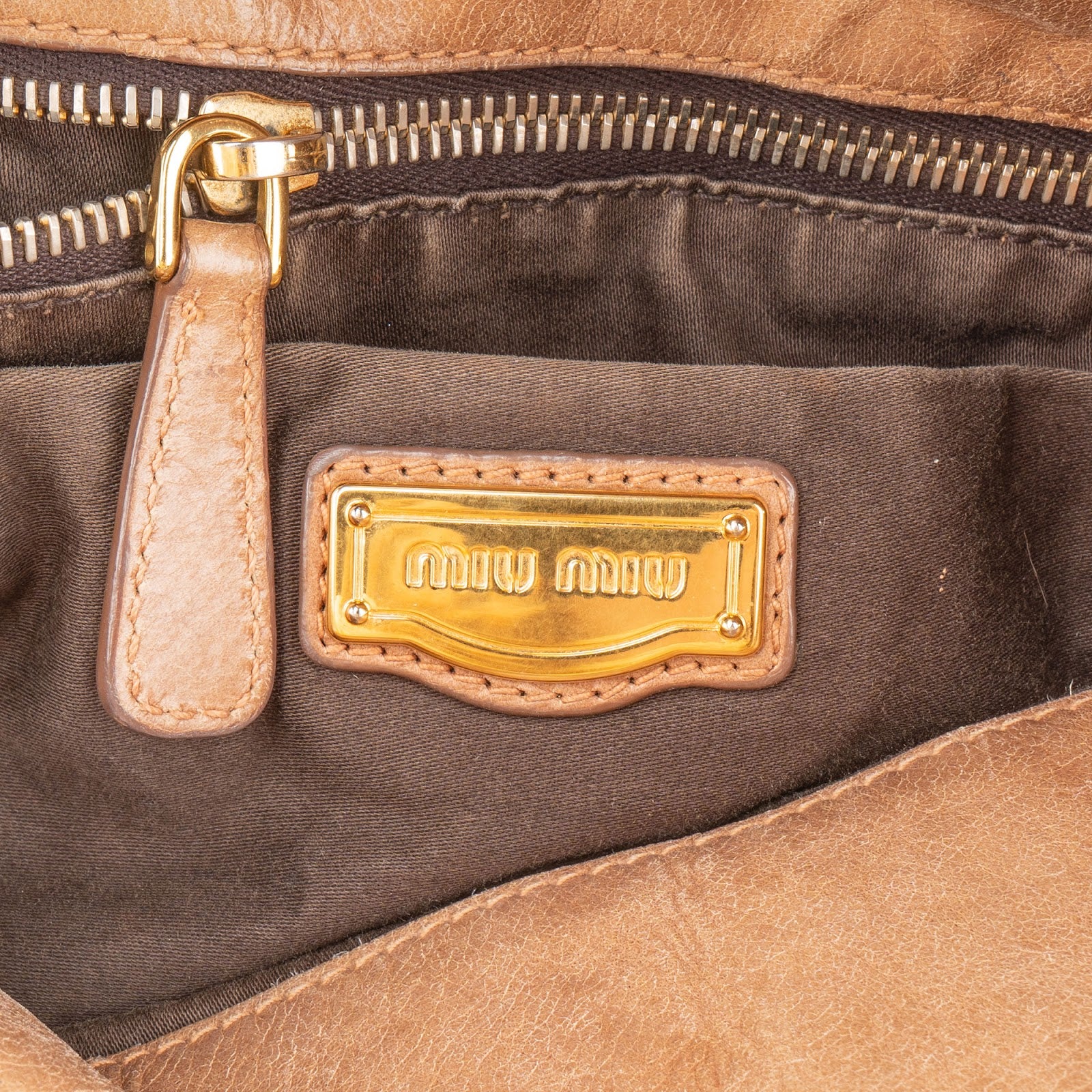 [🔄️B24 / F22] Miu Miu Vitello Lux Bow Shoulder Bag - vintageandkickz