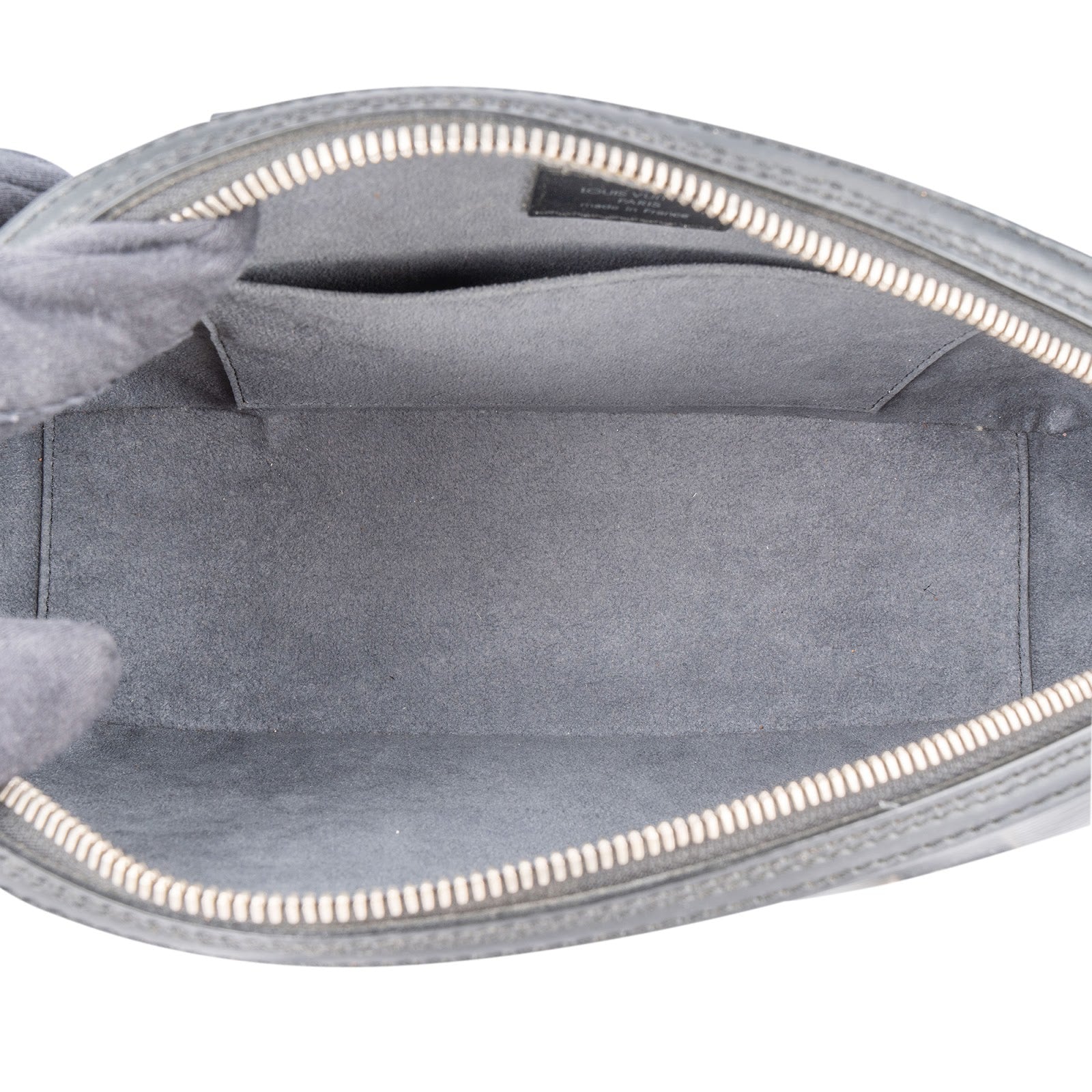[🔄️B23 / F45] Louis Vuitton Noir Epi Leather Jasmin Handbag - vintageandkickz