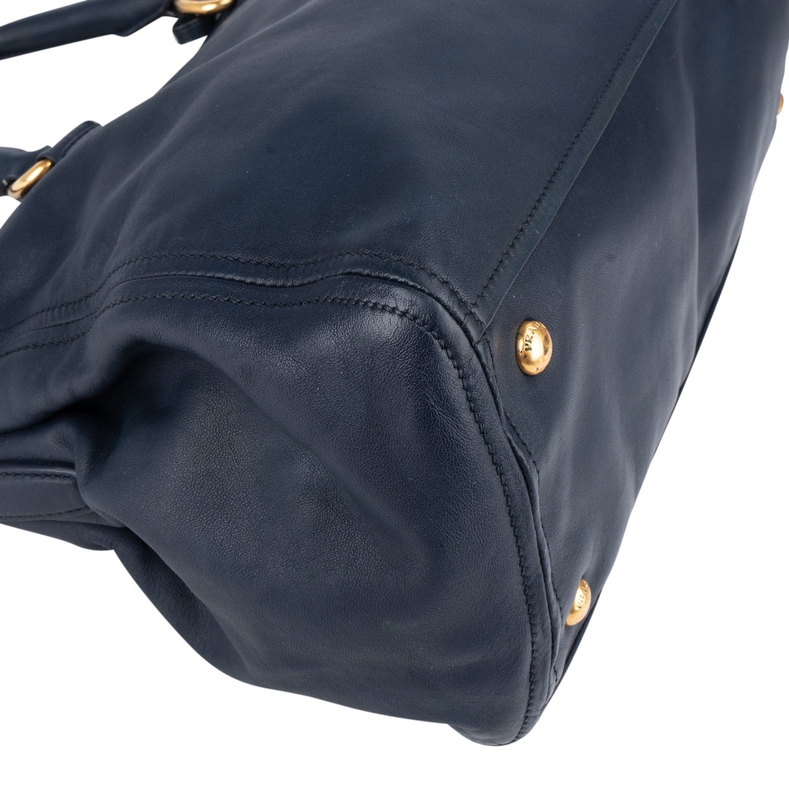 [🔄️B11 / F16] Prada Vitello Daino Leather Tote Handbag - vintageandkickz