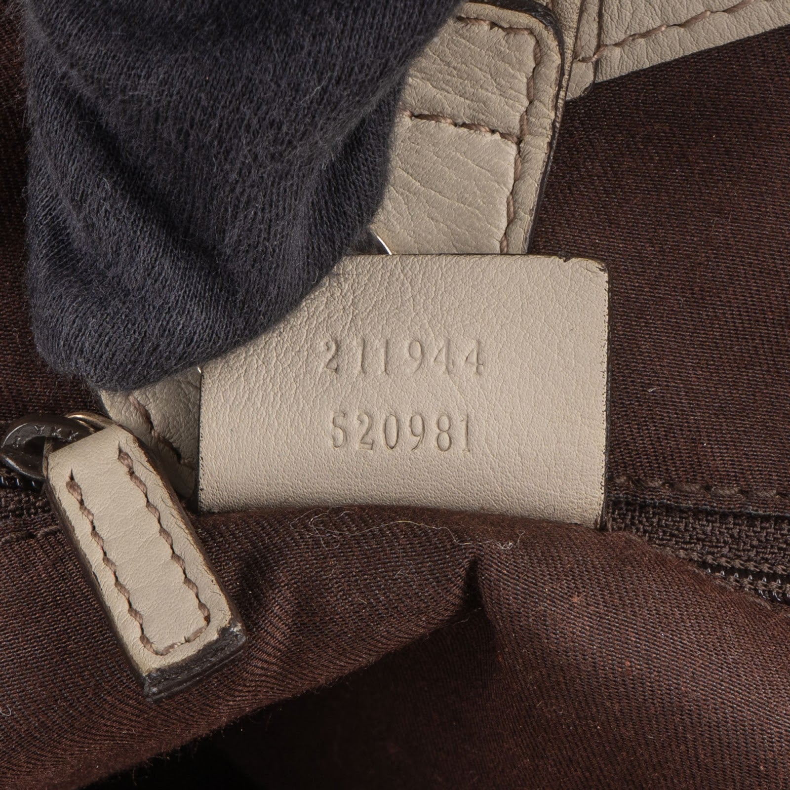Gucci Monogram GG Canvas Sukey Hobo Handbag - vintageandkickz
