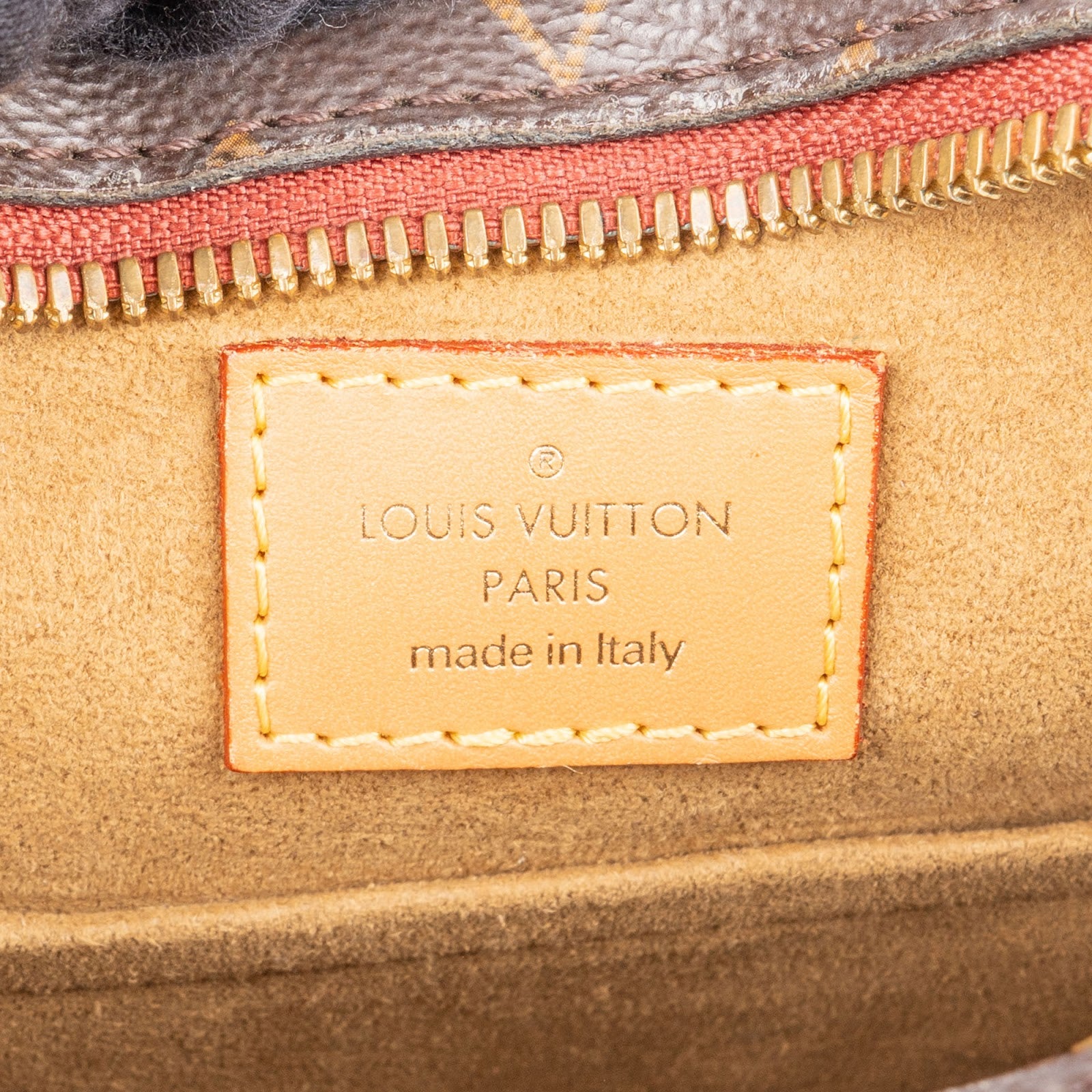 Louis Vuitton Monogram Canvas Boite Chapeau Souple MM Crossbody Bag - vintageandkickz