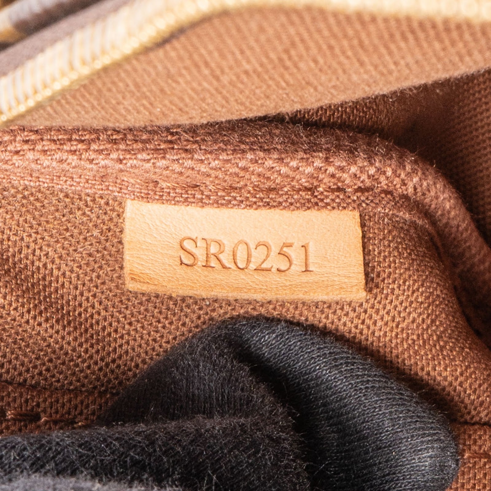 Louis Vuitton Monogram Canvas Multi Pochette Accessoires Crossbody Bag - vintageandkickz