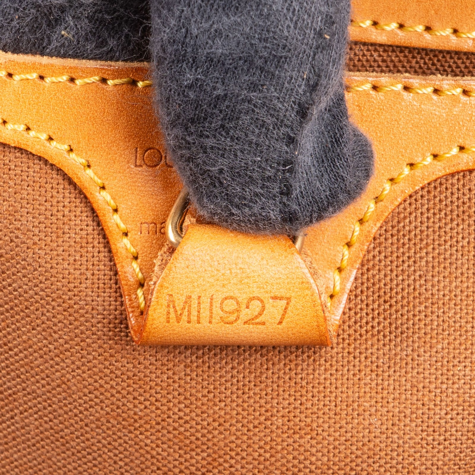 Louis Vuitton Monogram Canvas Ellipse MM Handbag - vintageandkickz