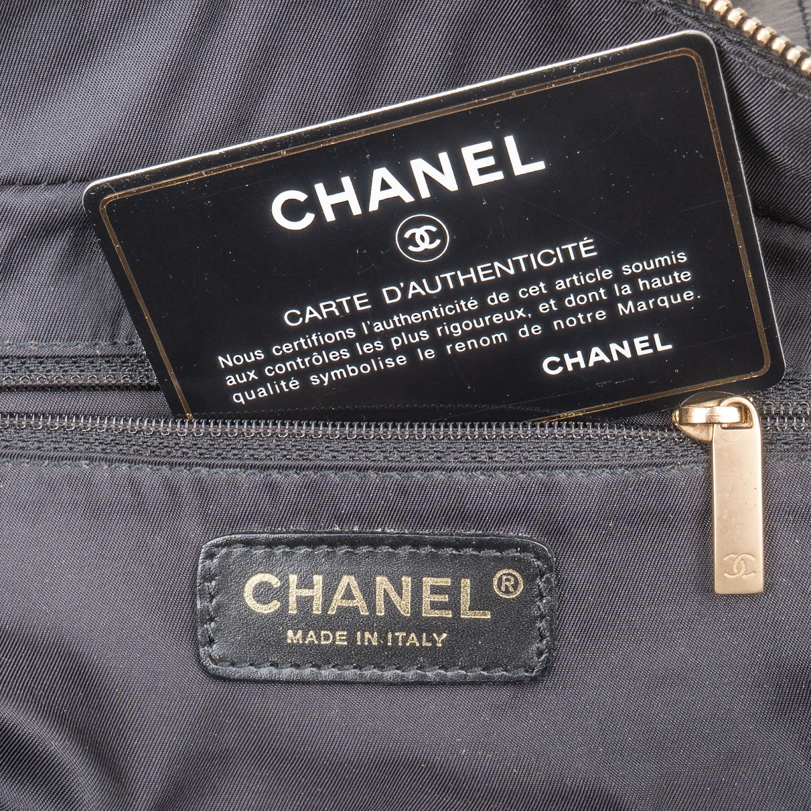 [🔄️B20 / F43] Chanel Monogram Maxi New Travel Line Bowling Bag Handbag - vintageandkickz