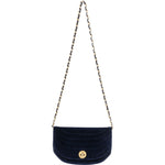Chanel Chevron Velvet Half Moon Single Flap Crossbody Bag xxverschluss erneuern - vintageandkickz