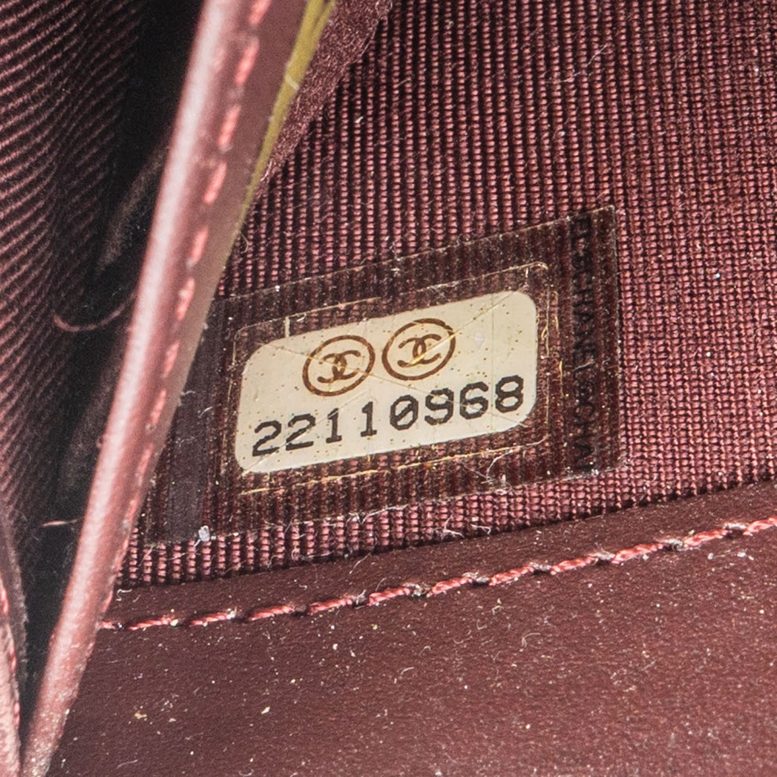 [🔄️B11 / F33] Chanel Caviar Leather Classic Long Zipped Wallet - vintageandkickz