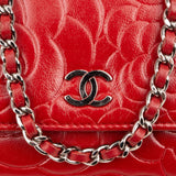 [🔄️B20 / F44] Chanel Embossed Camellia Leather Wallet on Chain Crossbody Bag - vintageandkickz