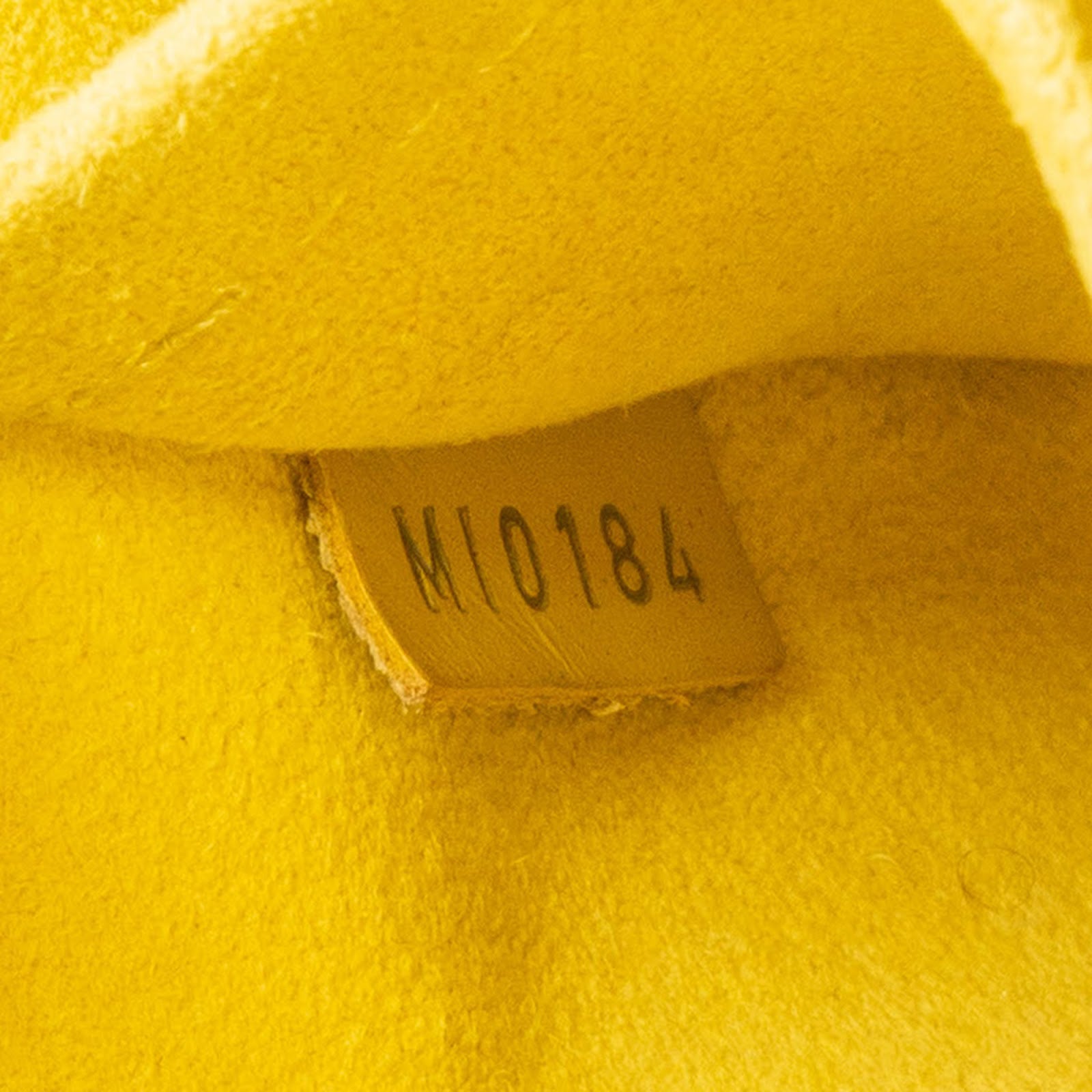 [🔄️B08 / F27] Louis Vuitton Yellow Epi Leather Alma PM Handbag - vintageandkickz