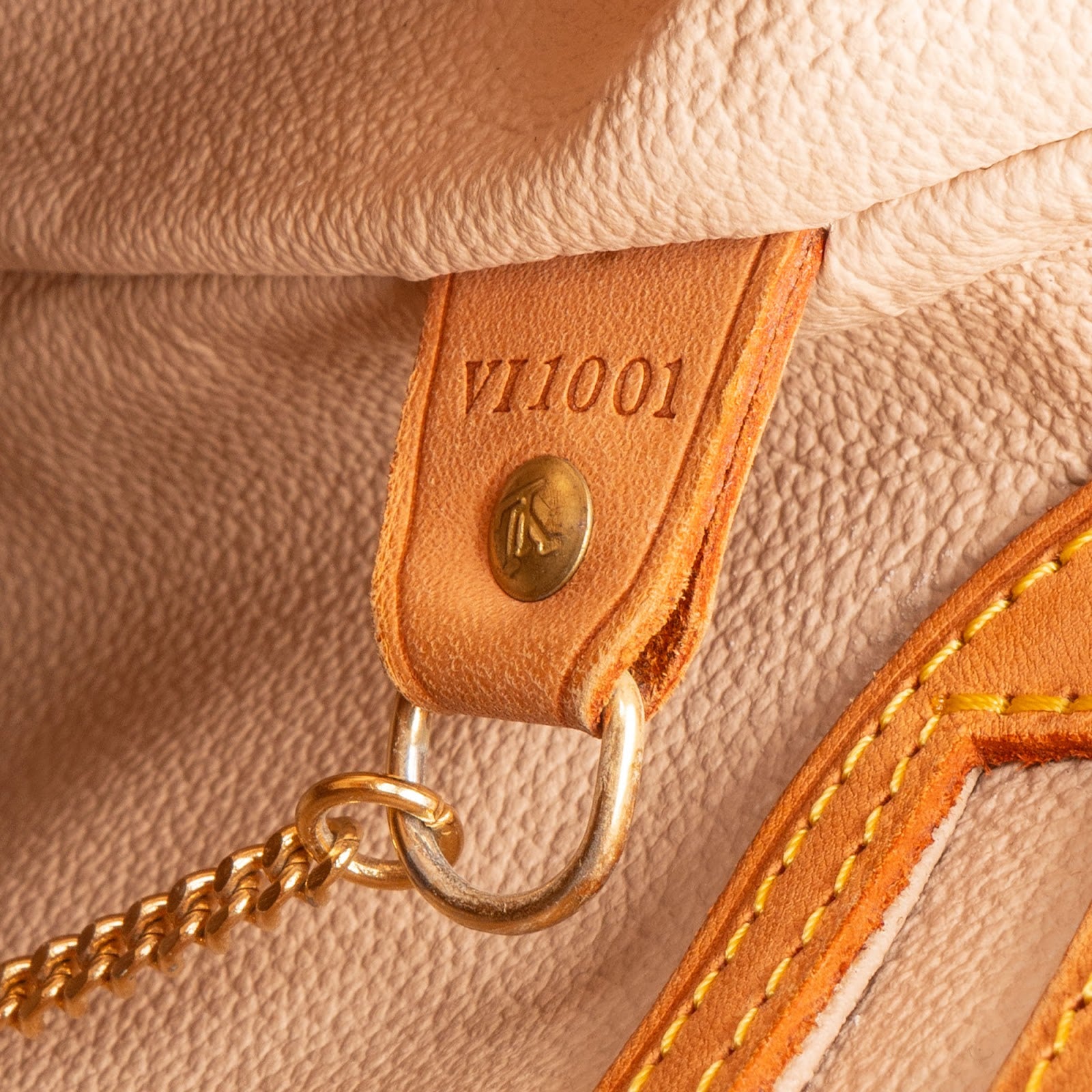 Louis Vuitton Monogram Canvas Bucket PM Shoulder Bag - vintageandkickz