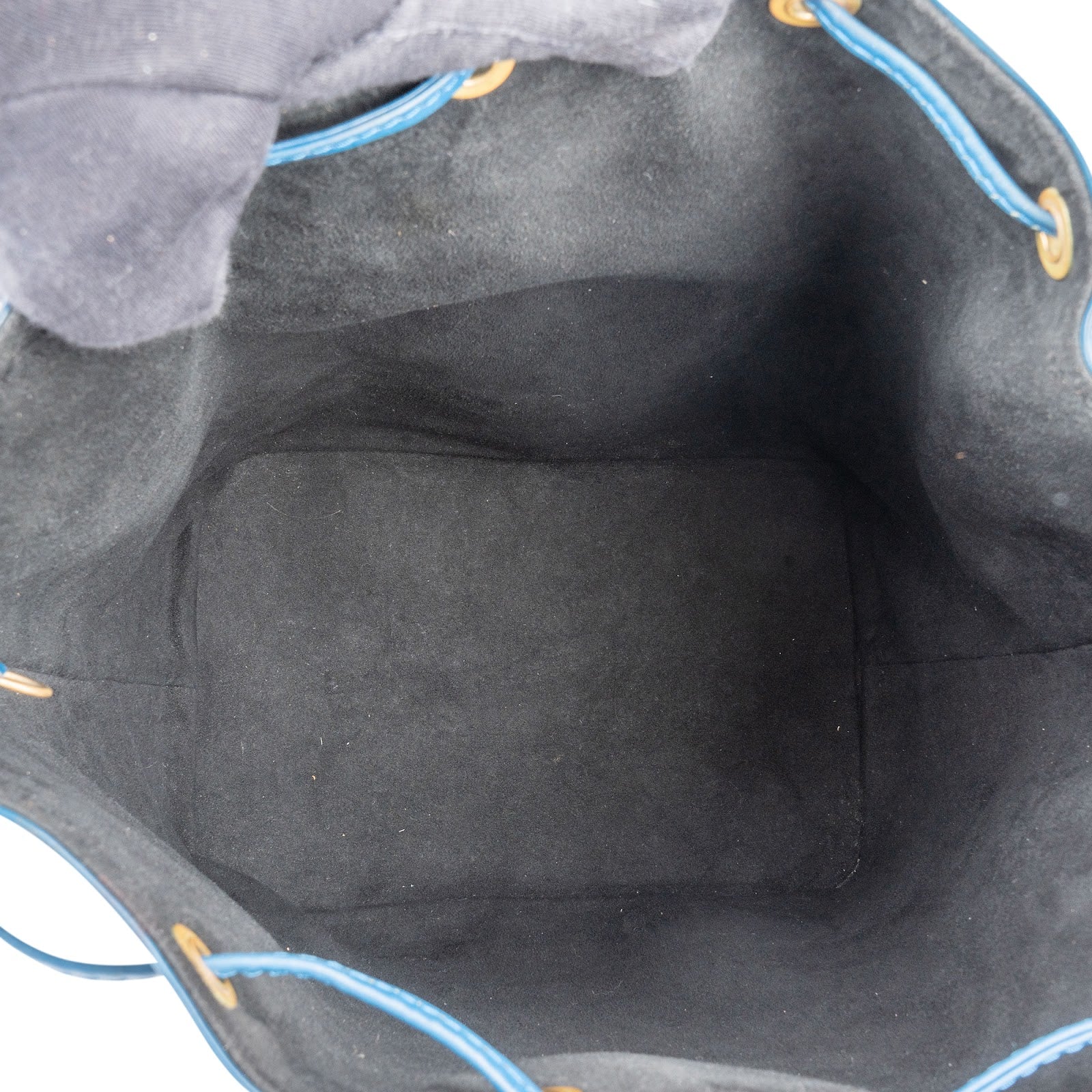 [🔄️B08 / F10] Louis Vuitton Blue Epi Leather Sac Noé Grande Shoulder Bag - vintageandkickz