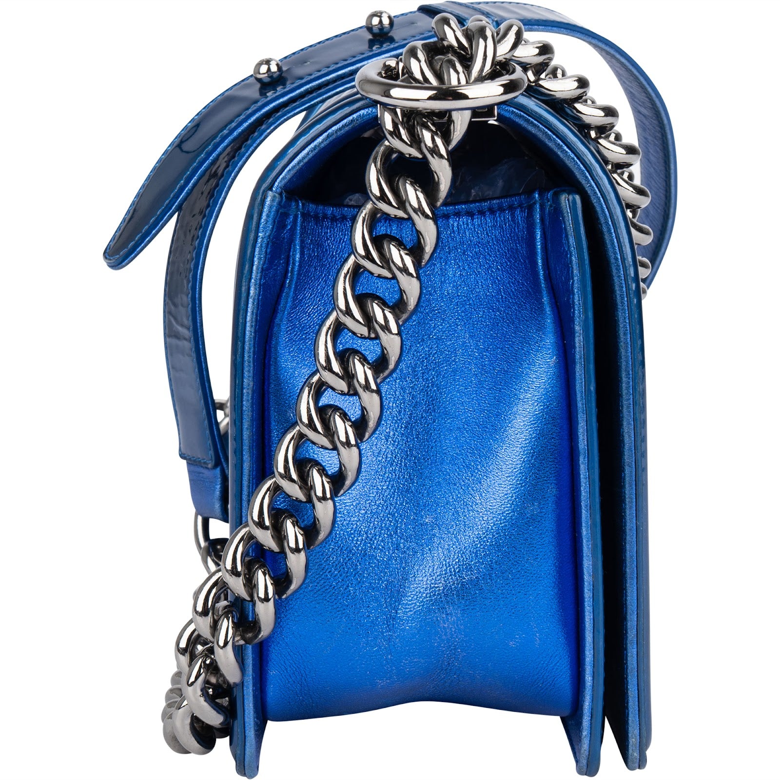 Chanel Quilted Patent Leather Boy Single Flap Crossbody Bag xx flecken auf der Lackleder Klappe? - vintageandkickz