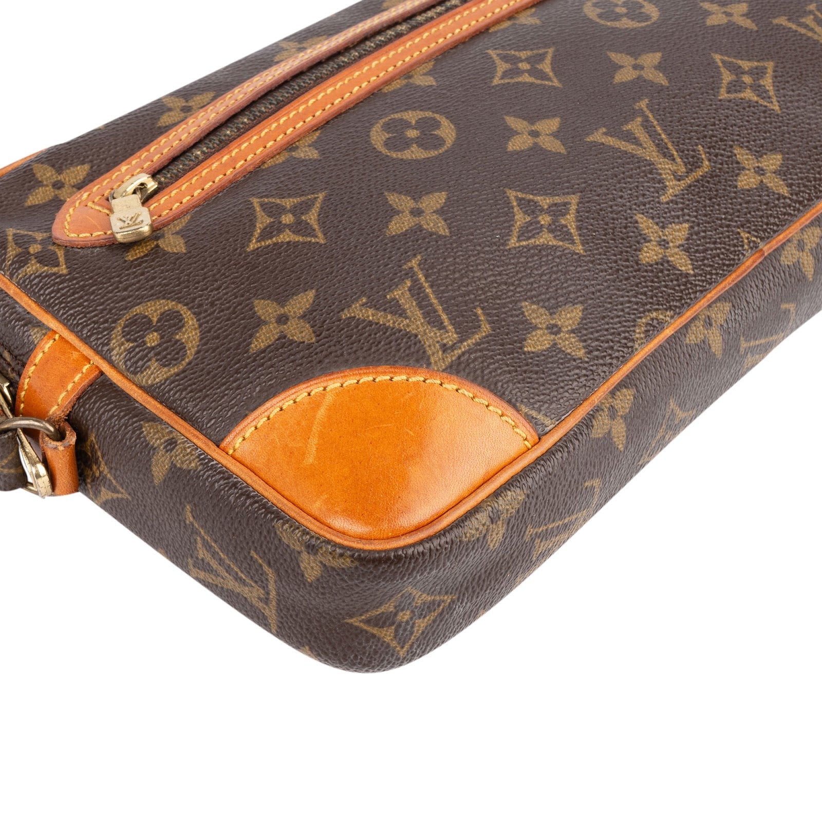 [🔄️B08 / F21] Louis Vuitton Canvas Monogram Marly Dragonne Clutch - vintageandkickz