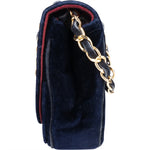 Chanel Chevron Velvet Half Moon Single Flap Crossbody Bag xxverschluss erneuern - vintageandkickz