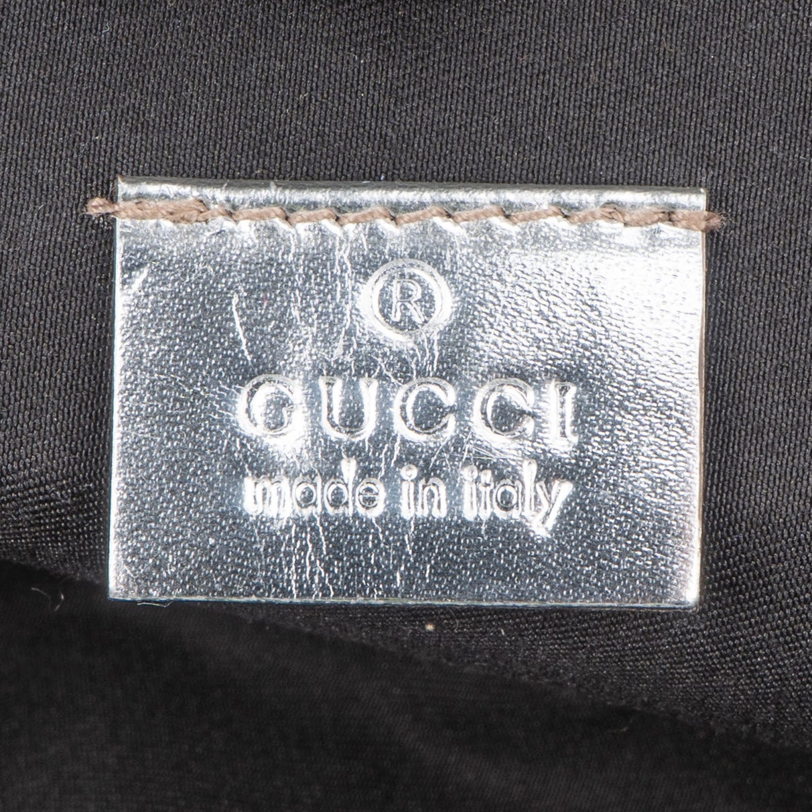 Gucci Silver Monogram GG Pochette Handbag - vintageandkickz