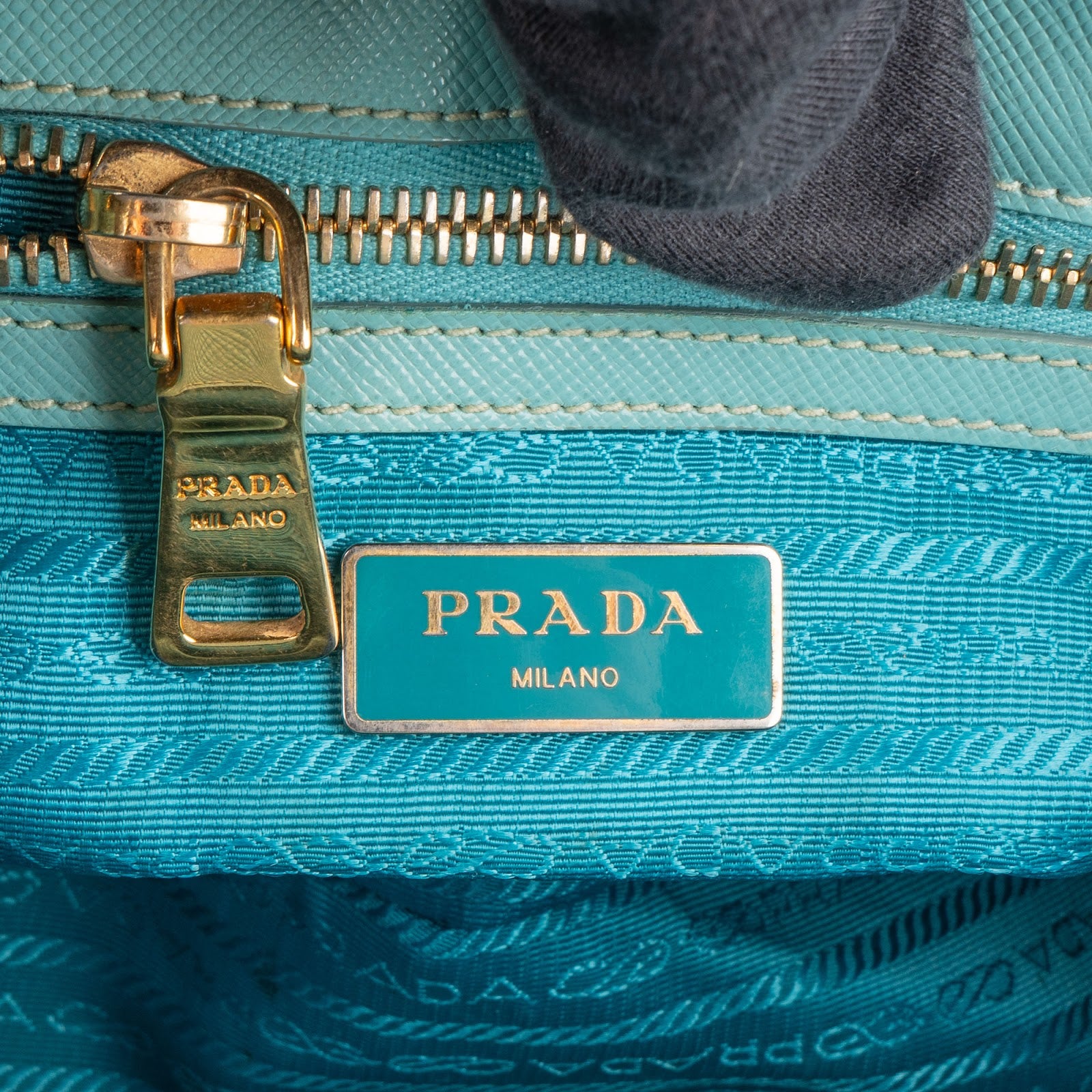 [🔄️B11 / F21] Prada Saffiano Leather Small Galleria Bag Handbag - vintageandkickz