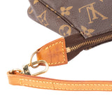 Louis Vuitton Canvas Monogram Pochette Accessoire Crossbody Bag