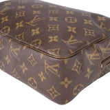 Louis Vuitton Canvas Monogram Trousse Toilette 28 Clutch