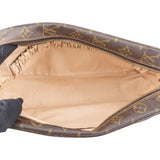 Louis Vuitton Canvas Monogram Trousse Toilette 28 Clutch