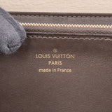 Louis Vuitton Taurillon Leather Capucines Wallet